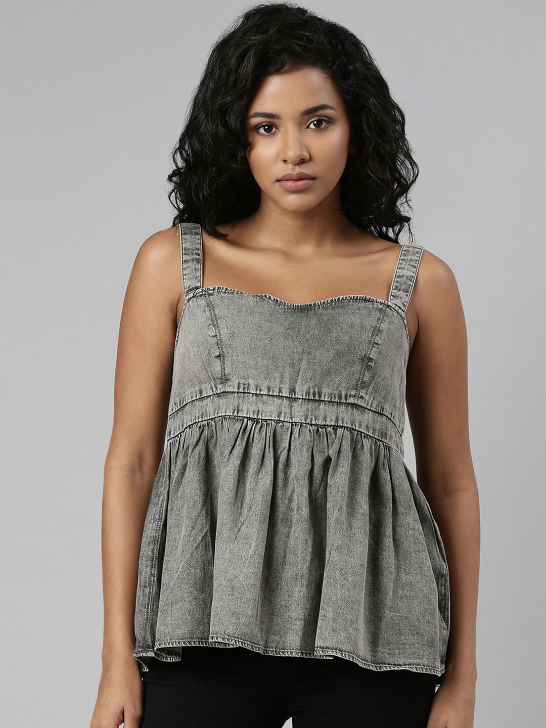 Women Grey Solid Cinched Waist Top