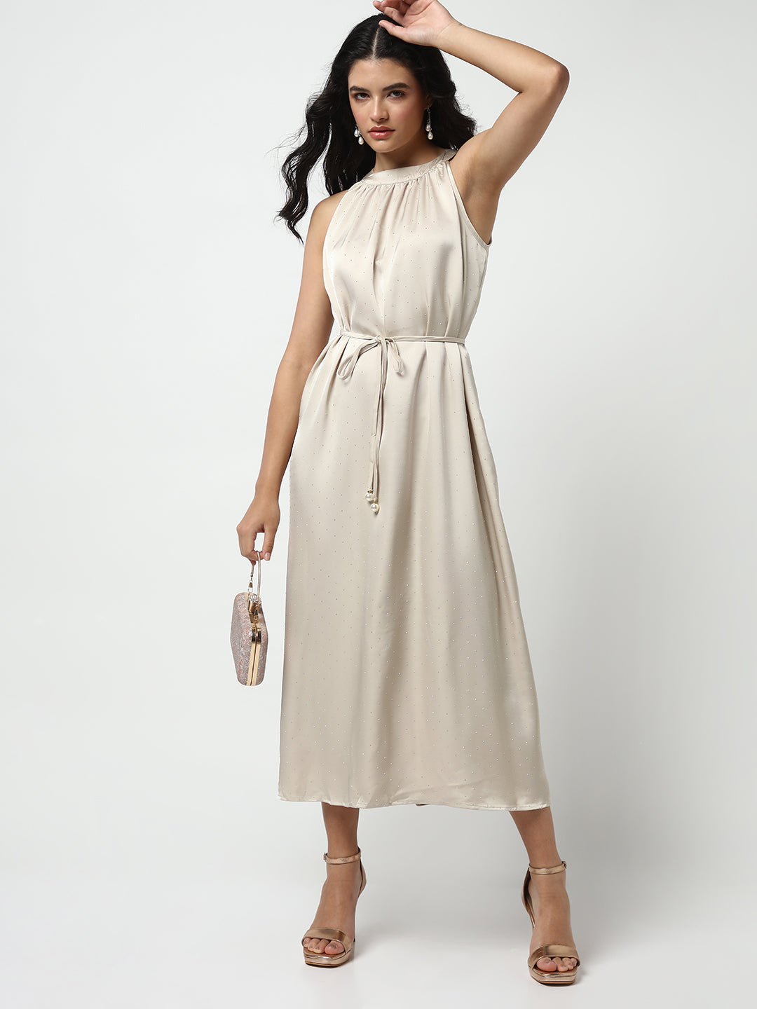 Women White Solid Sheath Dress