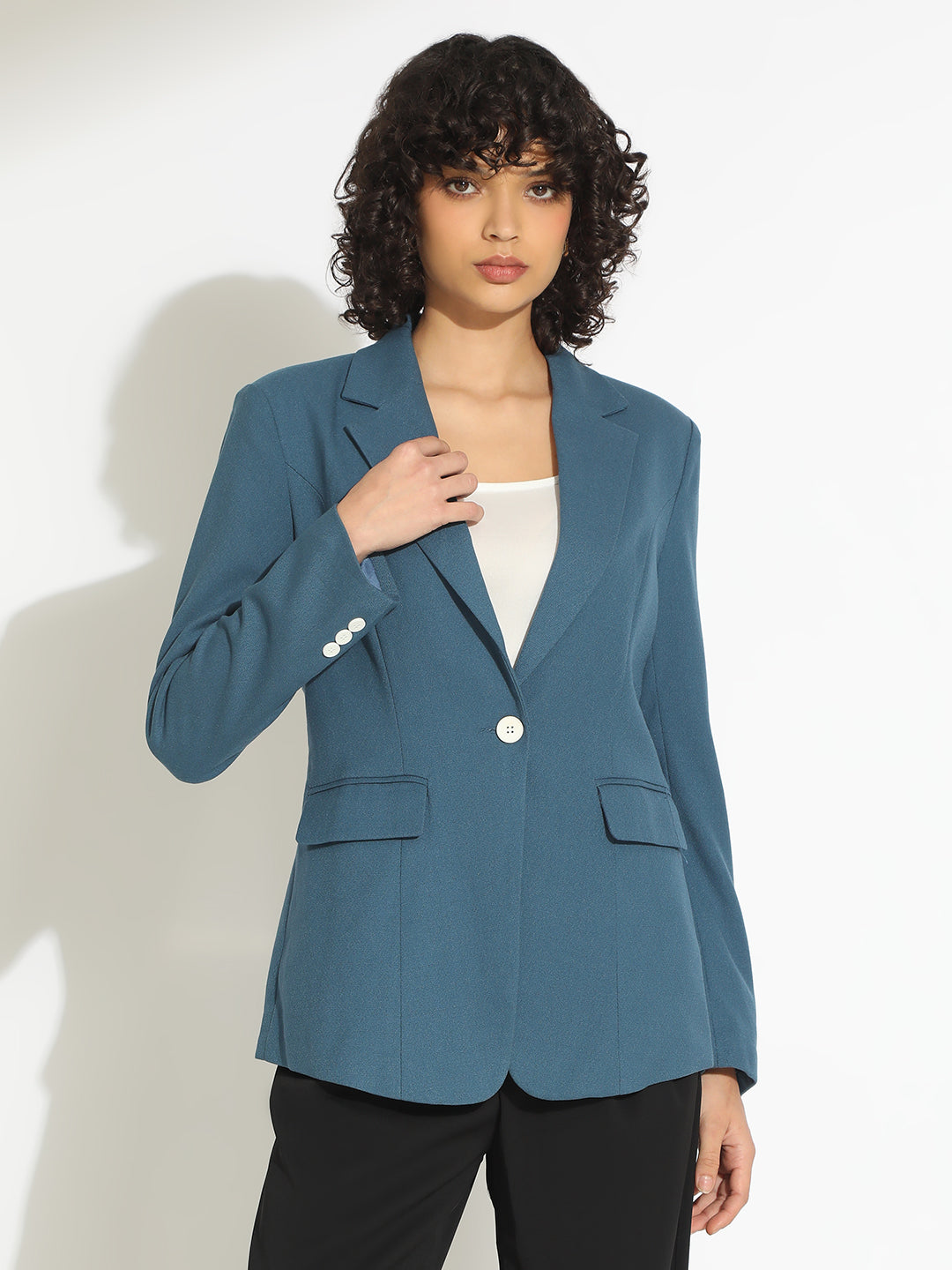 Women's Blue Single-Breasted Blazer with Notch Lapel