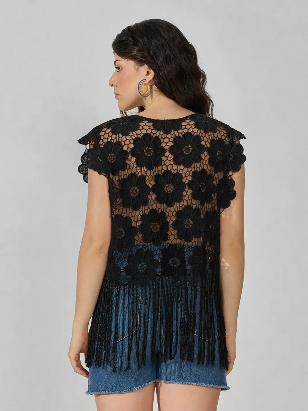 Women's Floral Crochet Black Sleeveless Fringe Hem Top - from SHOWOFFFF