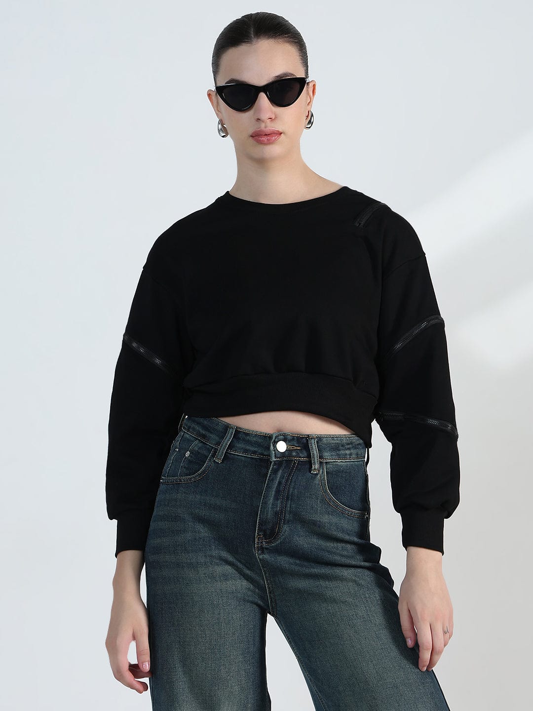 Women's Black Oversized Sweatshirt with Zipper Detail