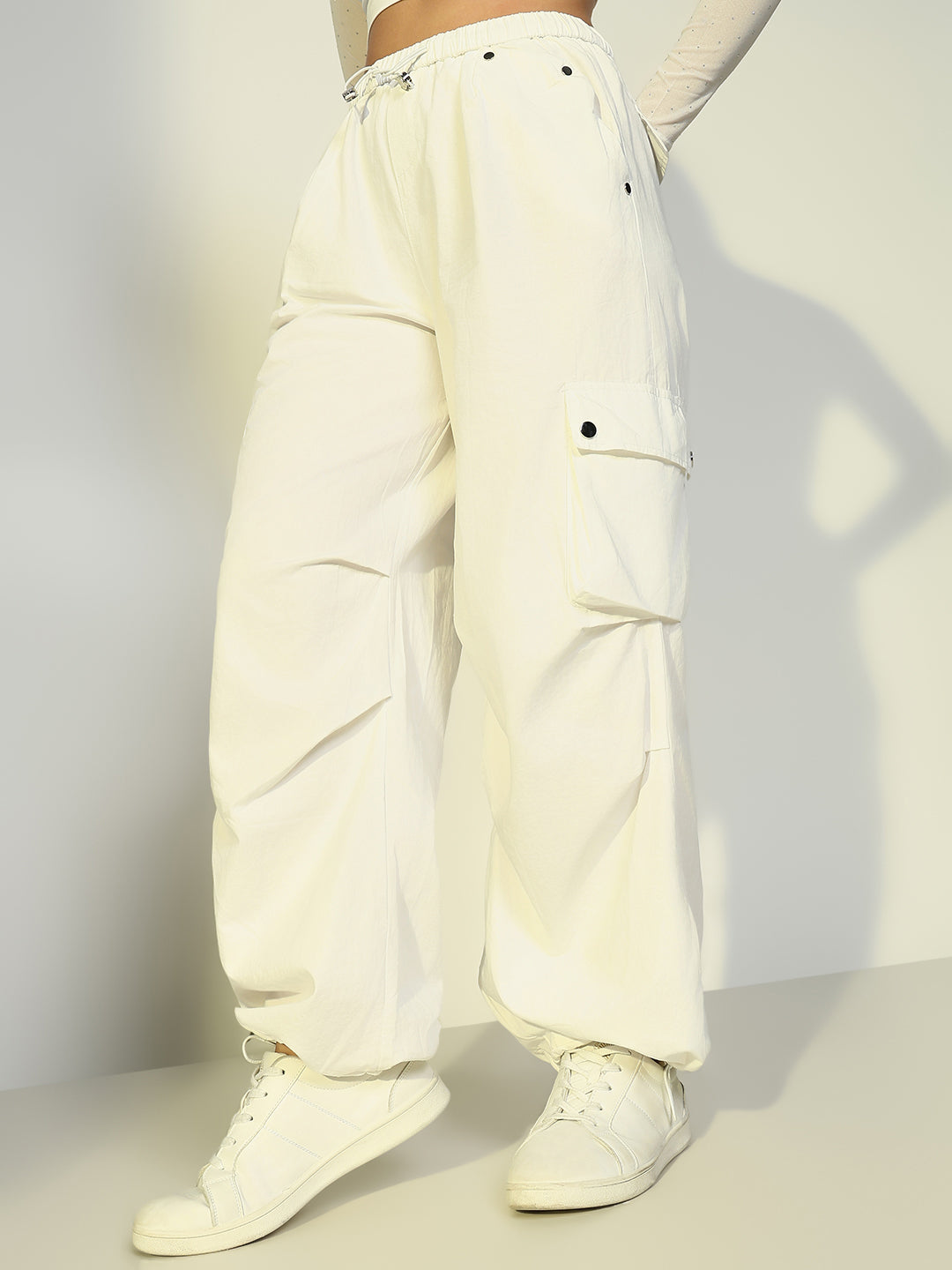 Women Solid Off White Parachute Trouser