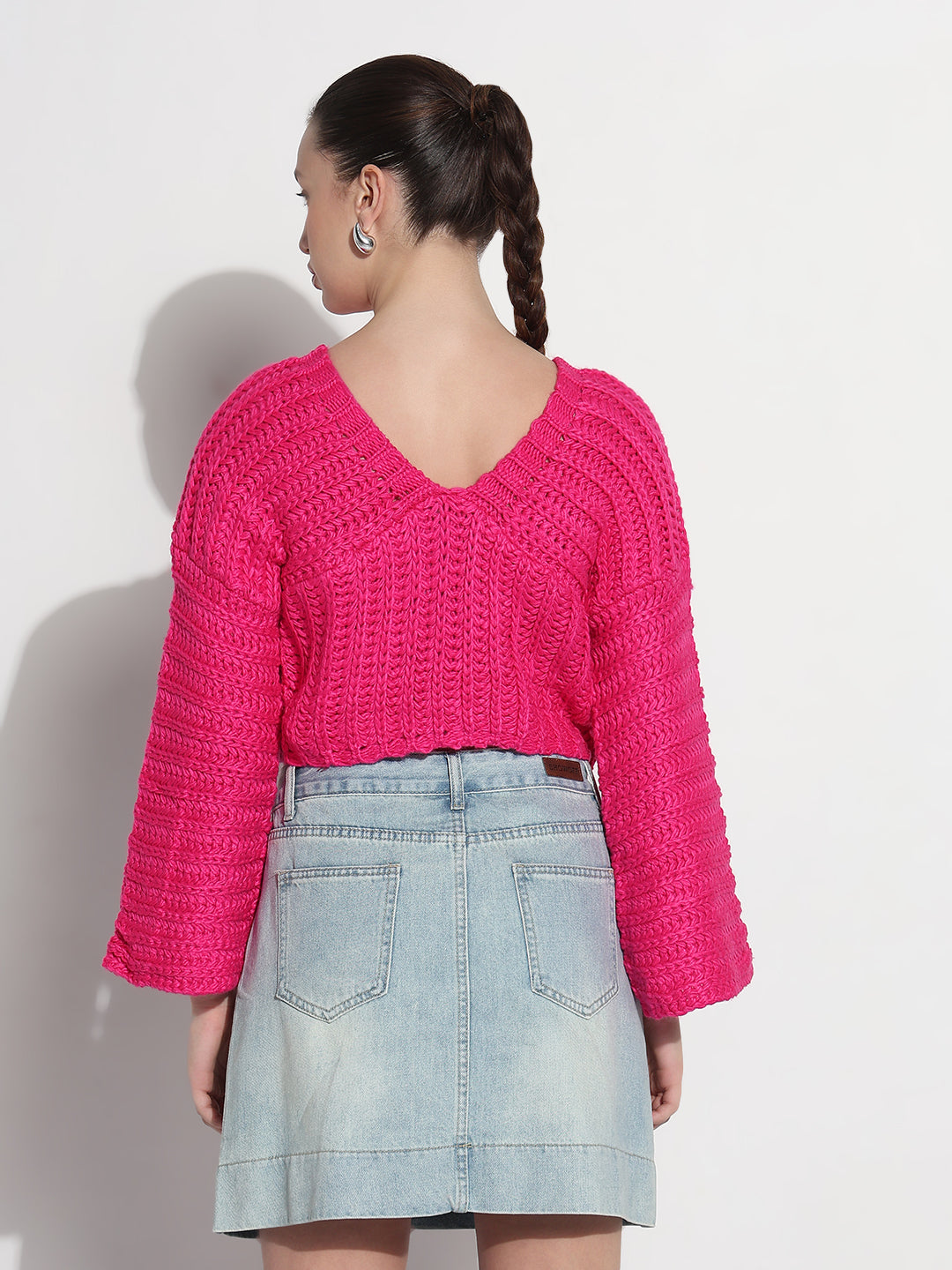 Women's Pink V-Neck Knitted Crop Top