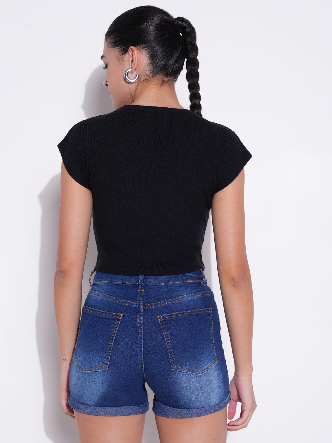 Women Black Solid Crop Top