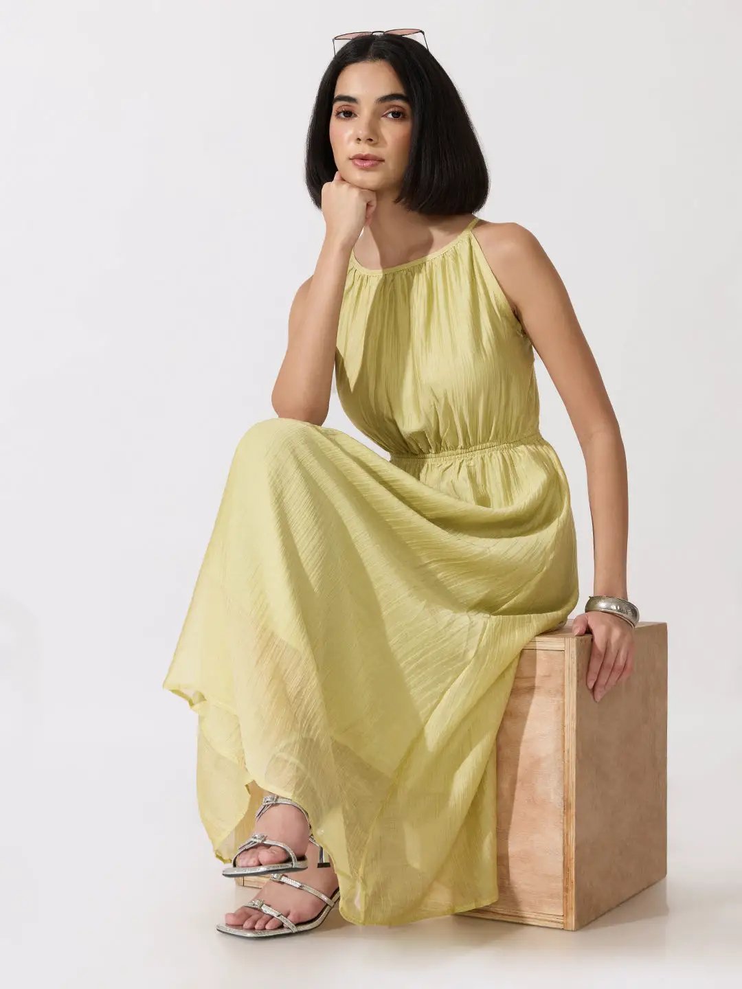 Women's Green Sleeveless Gathered Waist Maxi Dress
