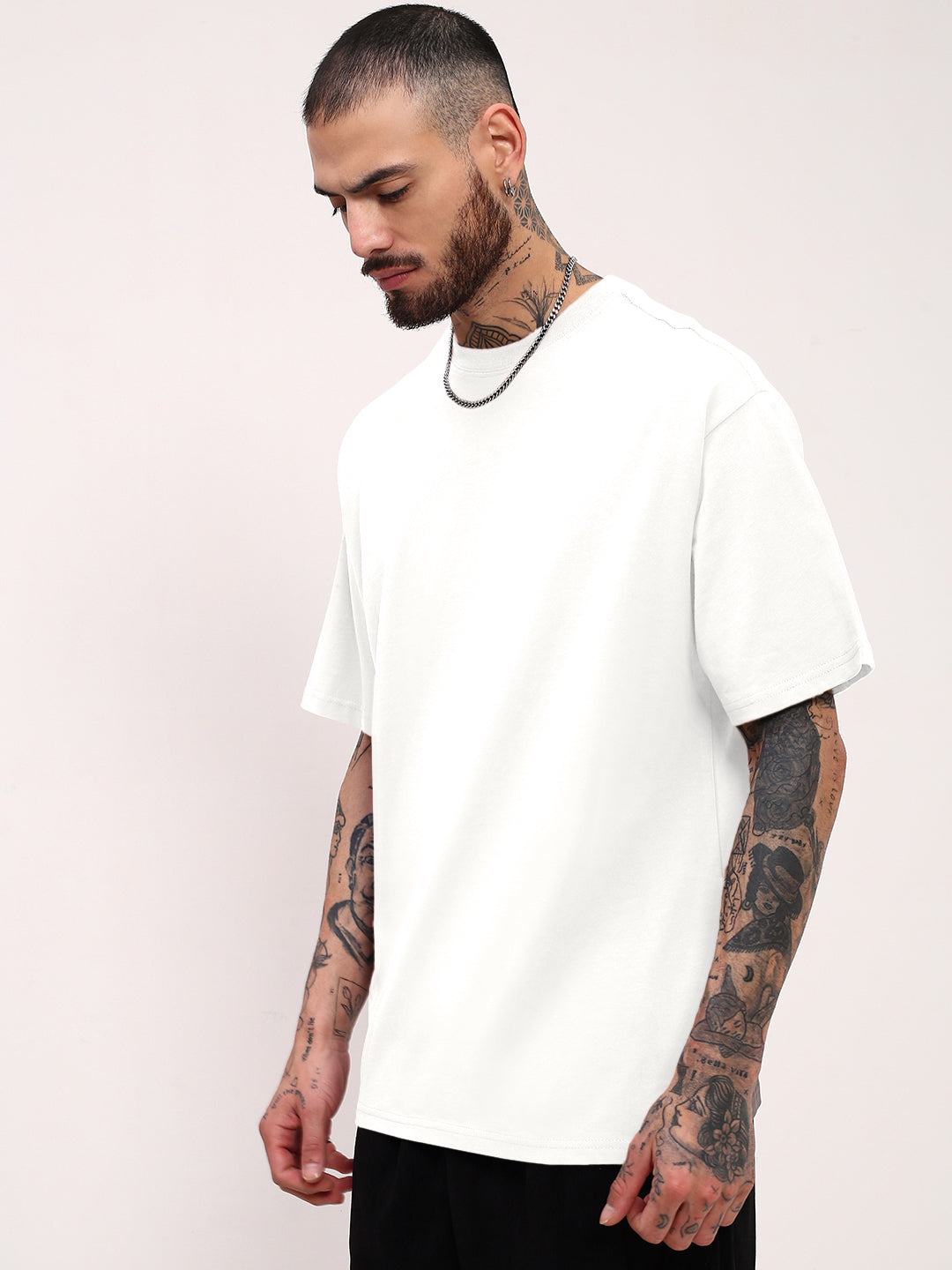 Men's White Short Sleeves Round Neck Oversized T-Shirt