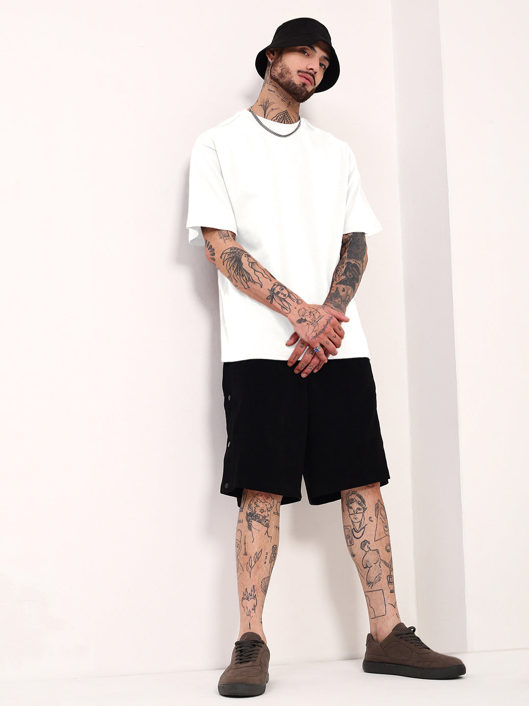 Men's White Short Sleeves Round Neck Oversized T-Shirt