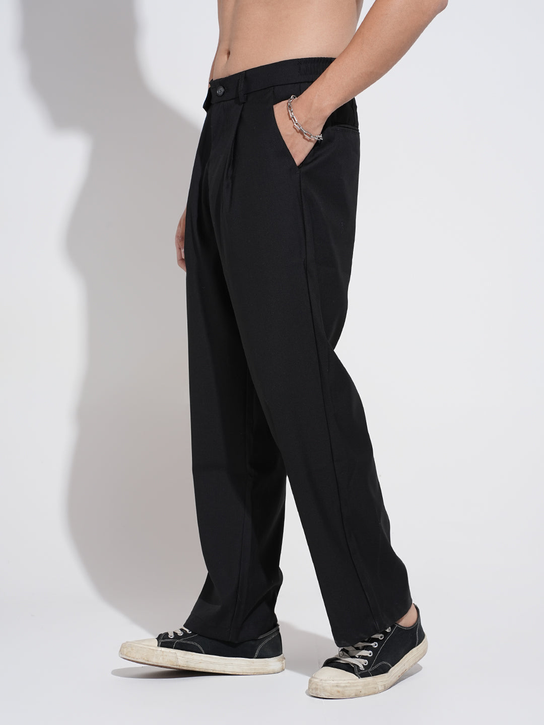 Men's Black Pleated Straight Fit Trousers with Pocket Detail