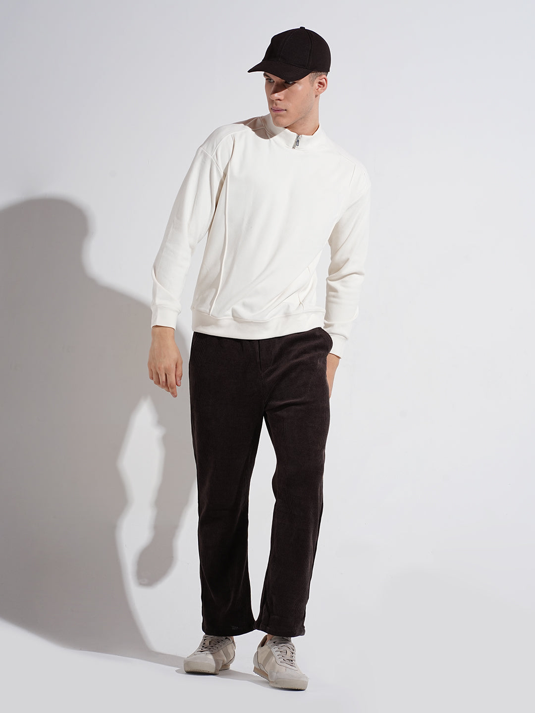 Men's Off White Mock Collar Ribbed Sweatshirt