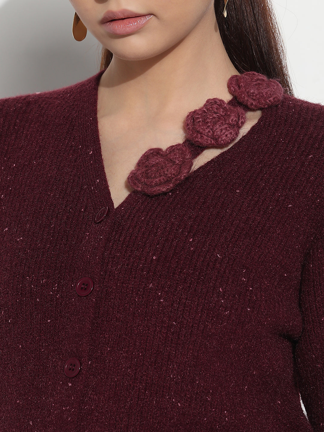 Women's Ribbed Burgundy V-Neck Embellished Knitted Top with Applique Neck Detail