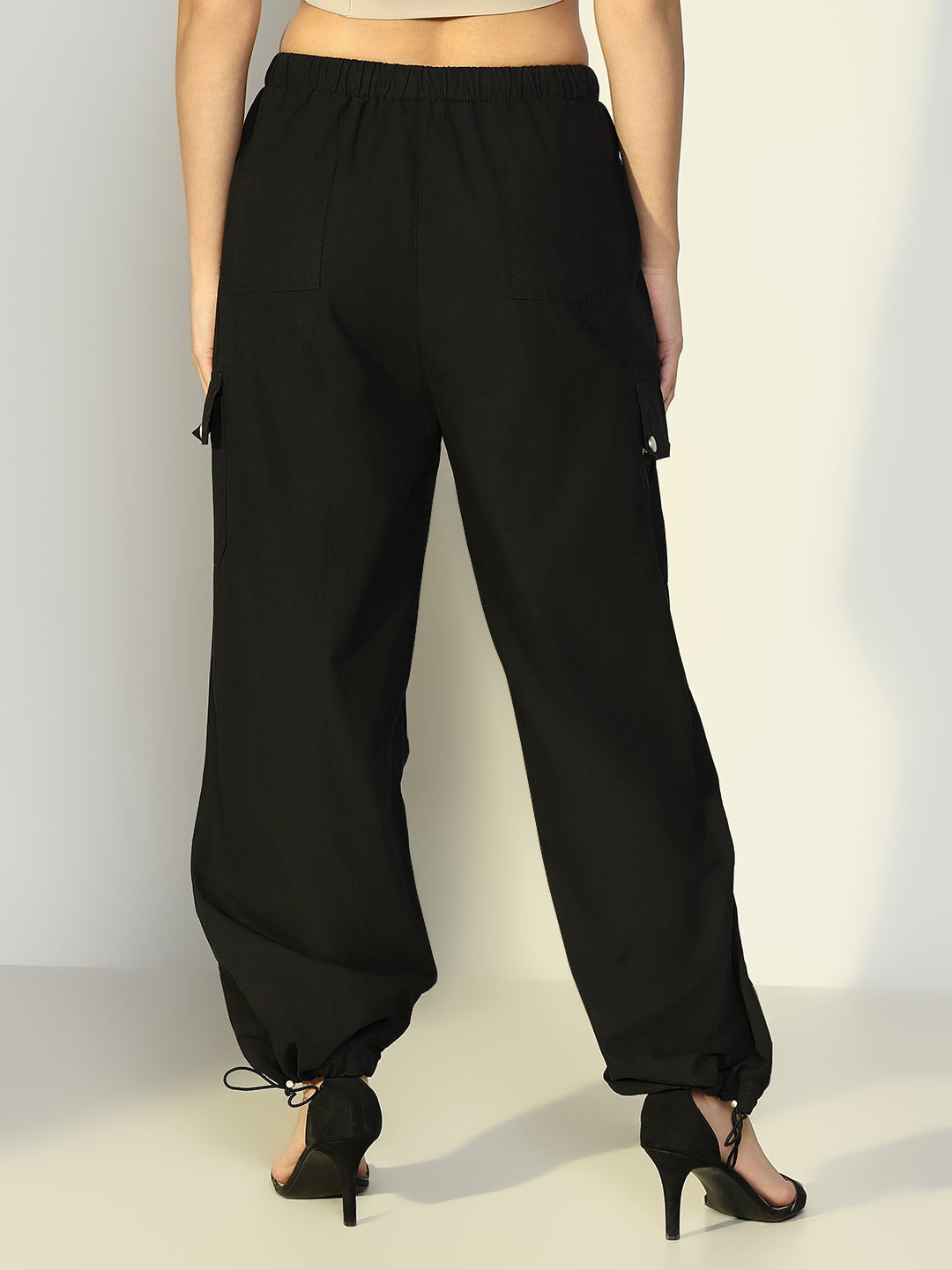 Women Solid Black Parachute Trouser