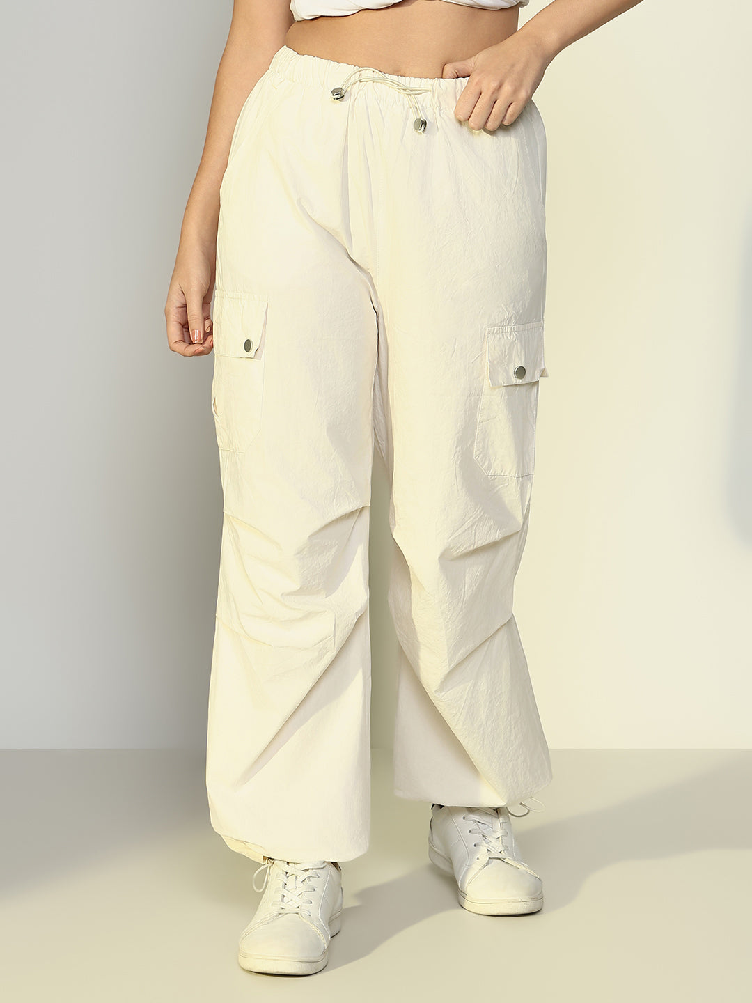 Women Solid White Parachute Trouser