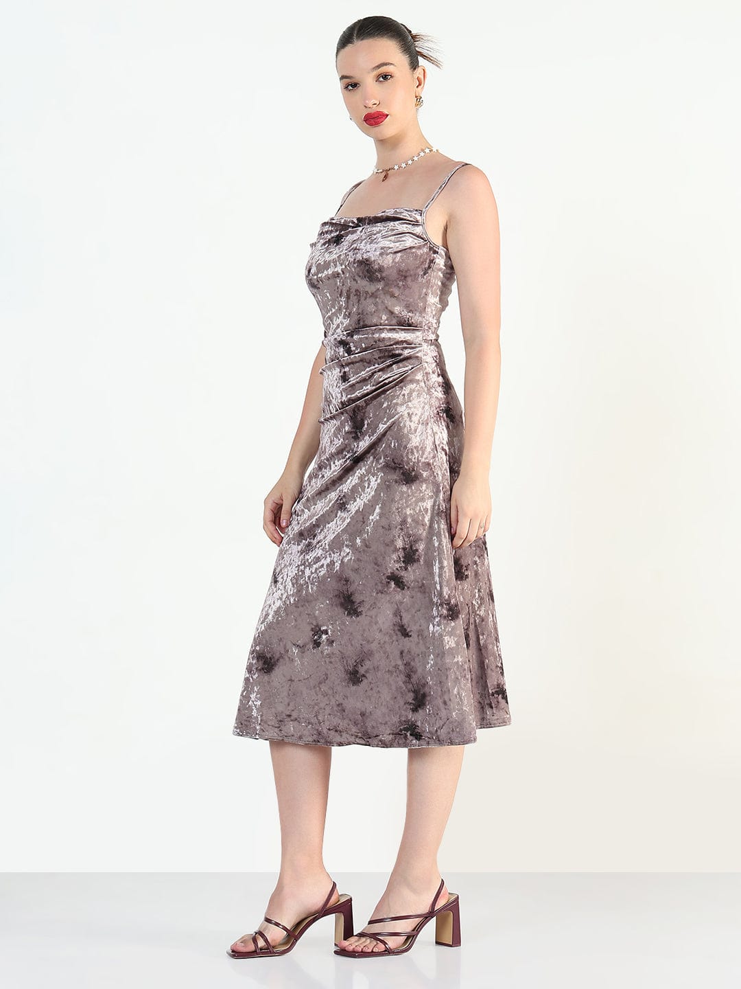 Women's Sleeveless Mauve Velvet Midi Cami Dress