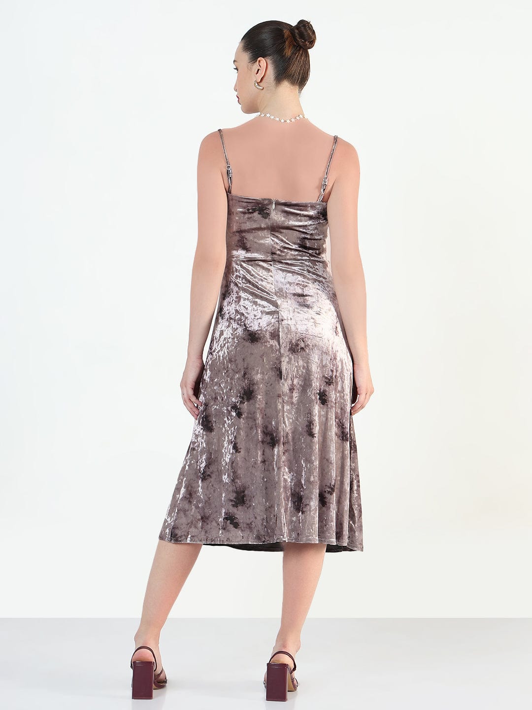 Women's Sleeveless Mauve Velvet Midi Cami Dress