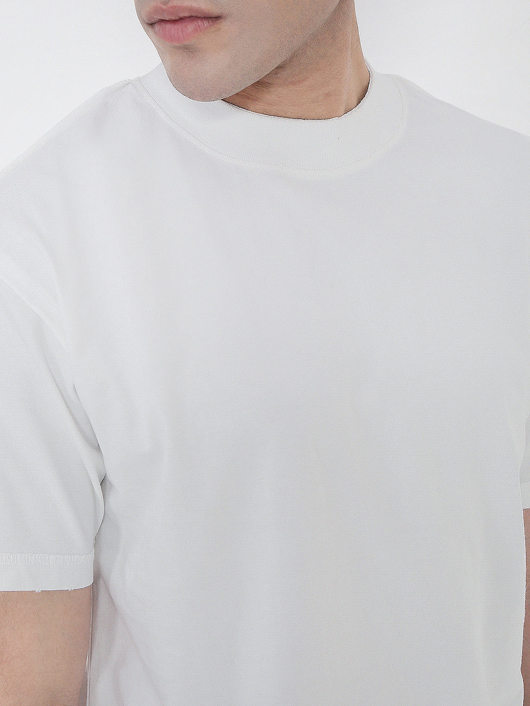 Men's White Regular Fit T-Shirt