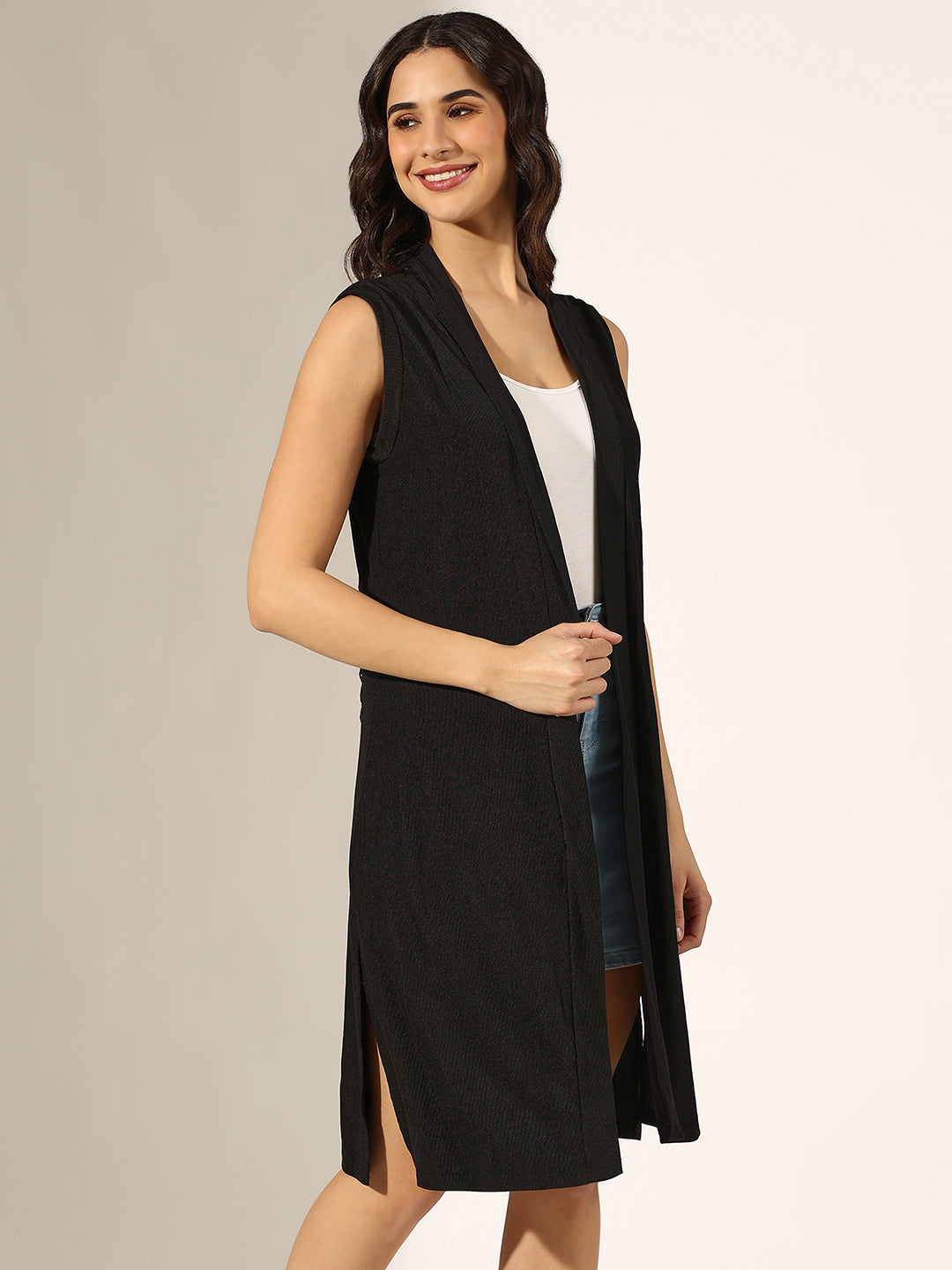 Women's Black Sleeveless Longline Shrug