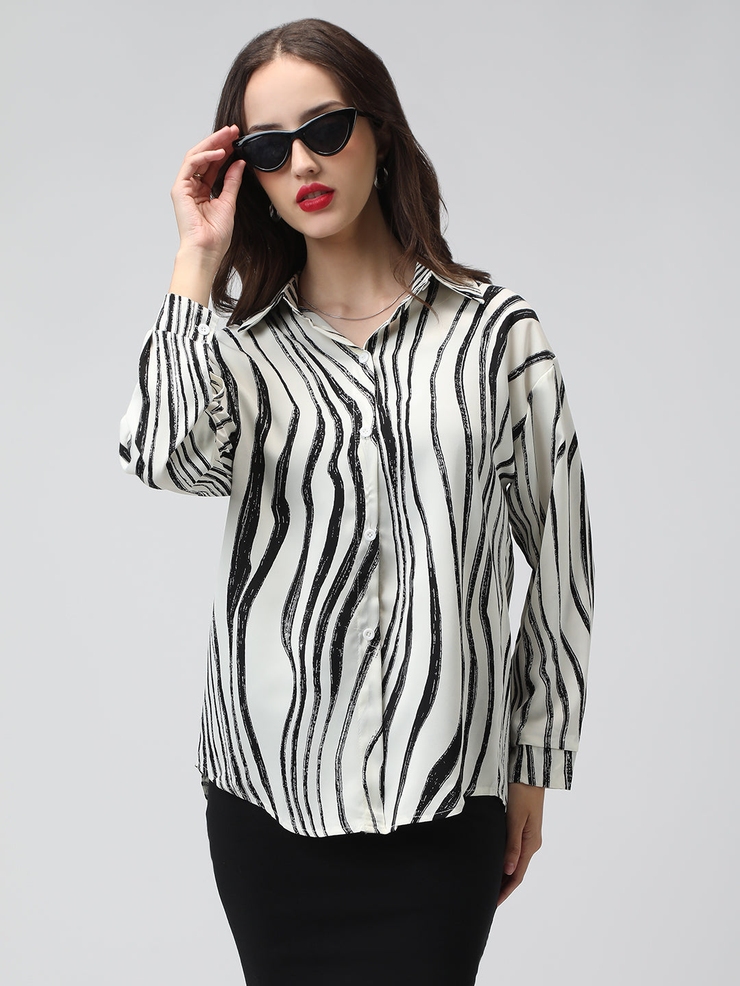 Women's Abstract Print Off-White Long Sleeve Shirt