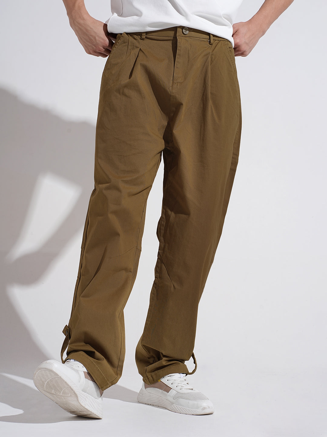 Men's Olive Relaxed Fit Pleated Trousers
