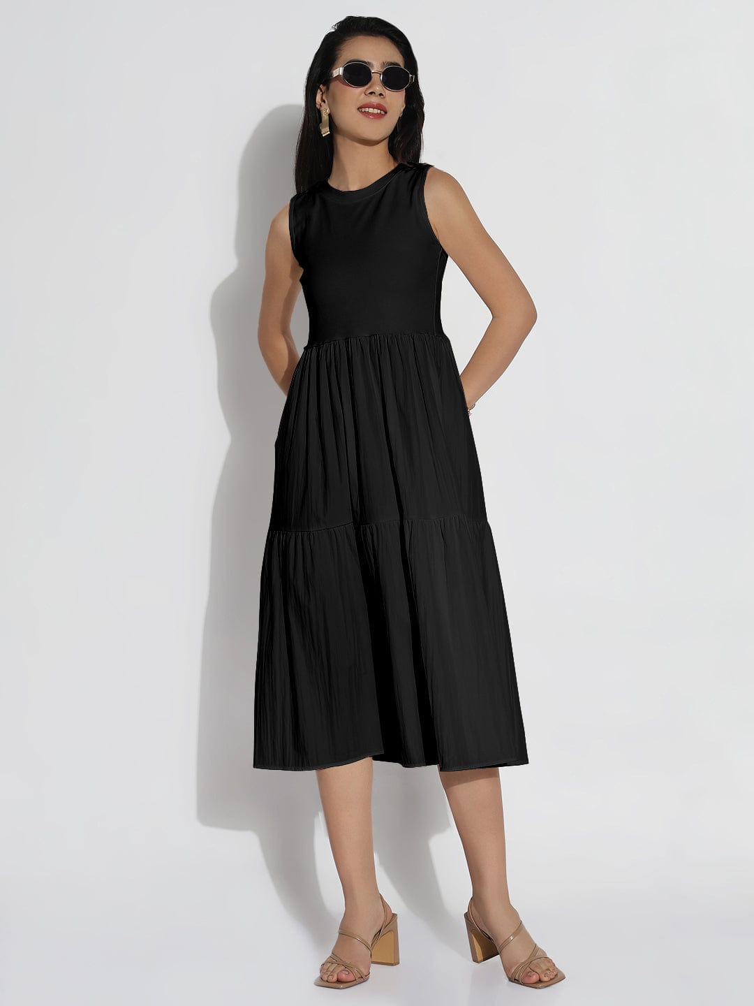 Women's Black Sleeveless Flared Midi Dress with Gathered Detail