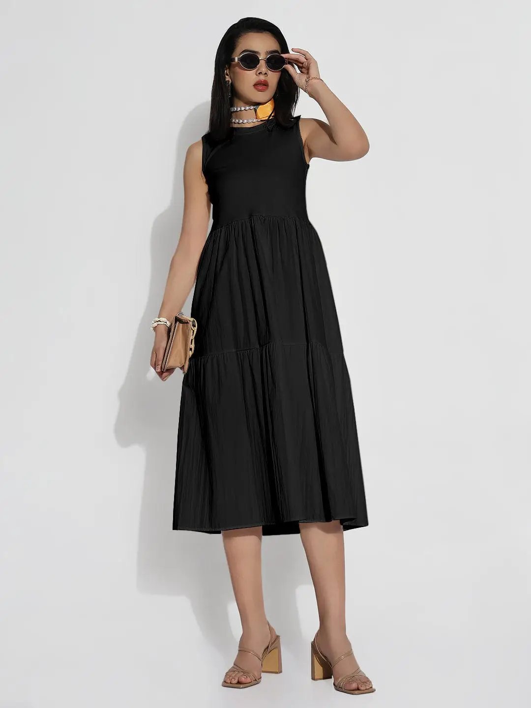 Women's Black Sleeveless Flared Midi Dress with Gathered Detail - from SHOWOFFFF