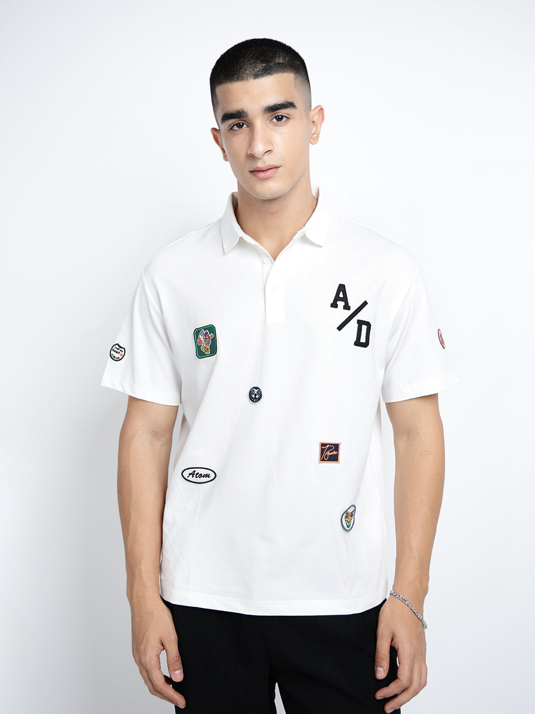 Mne's White Polo Collar T-Shirt with Embroidered Patchwork Design