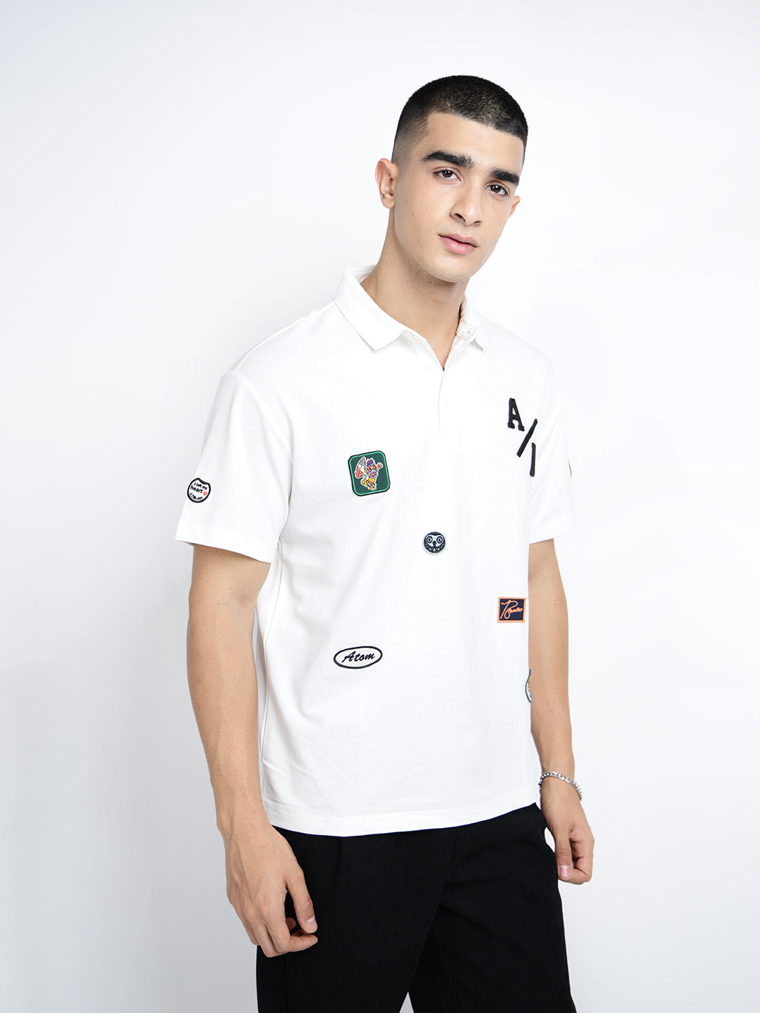 Mne's White Polo Collar T-Shirt with Embroidered Patchwork Design
