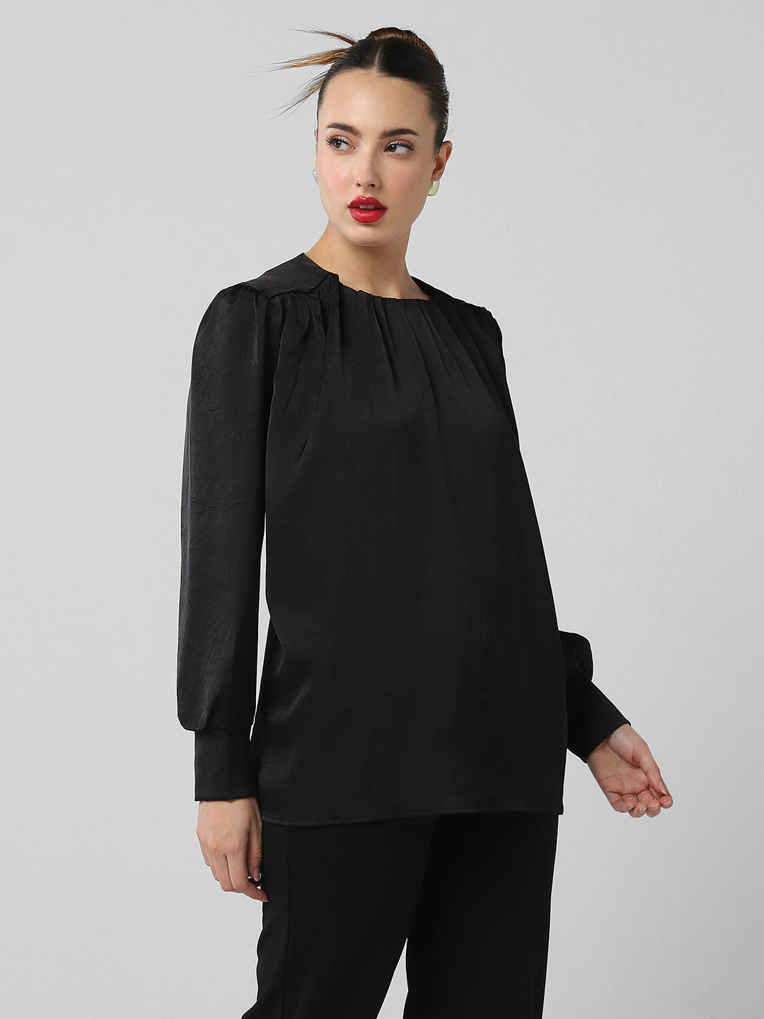 Women Black Solid Top