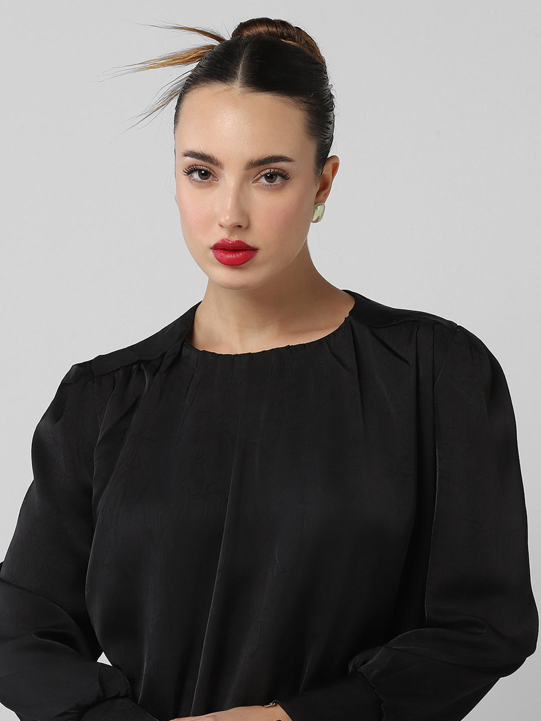 Women Black Solid Top