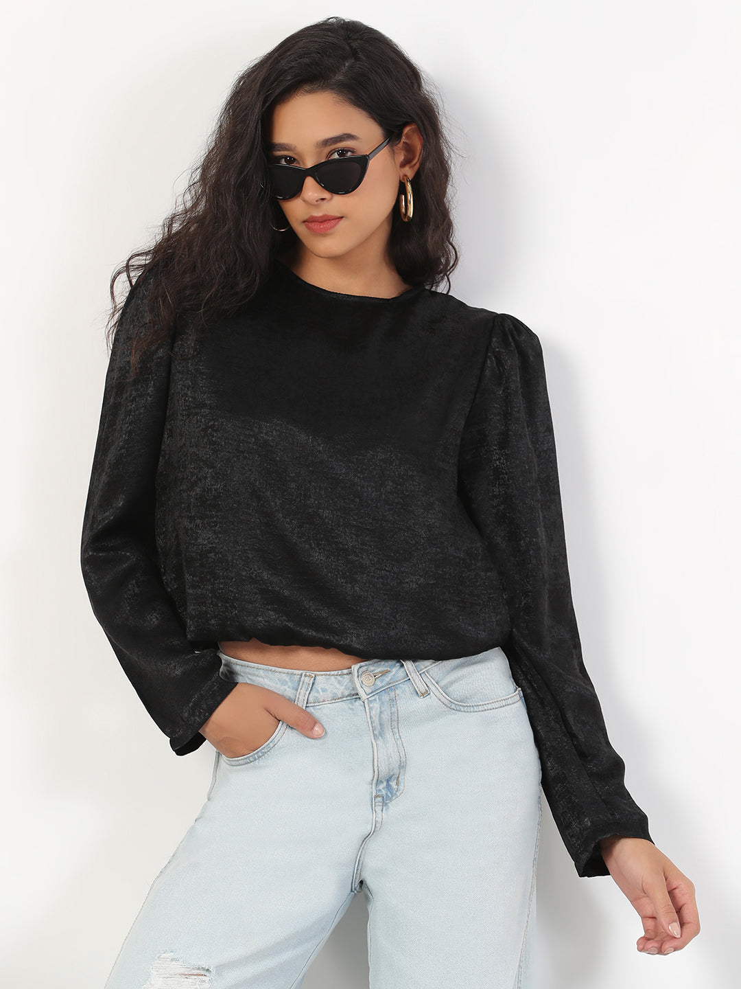 Women Casual Solid Round Neck Black Top