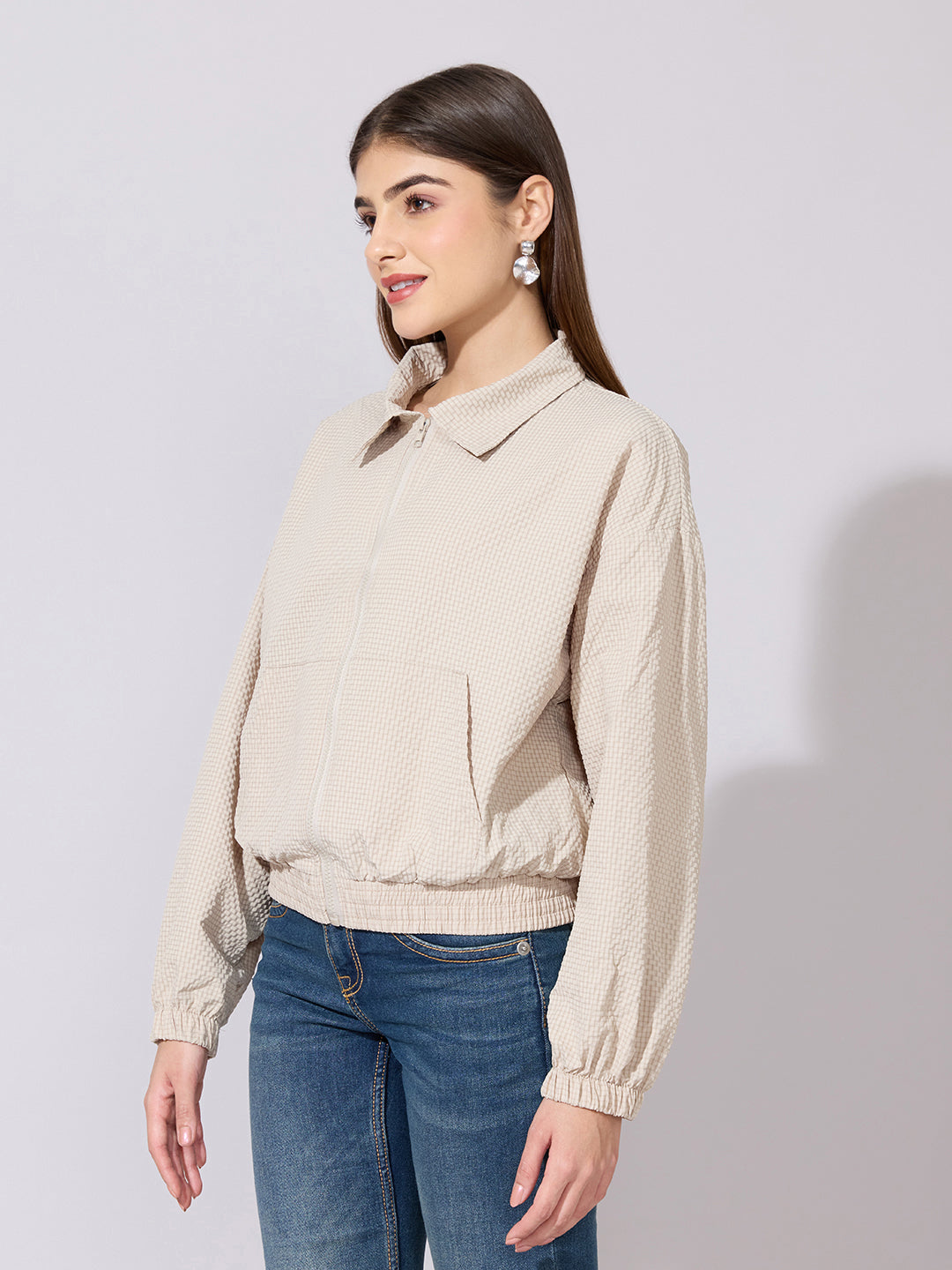 Women's Textured Beige Zip-Up Jacket with Shirt Collar