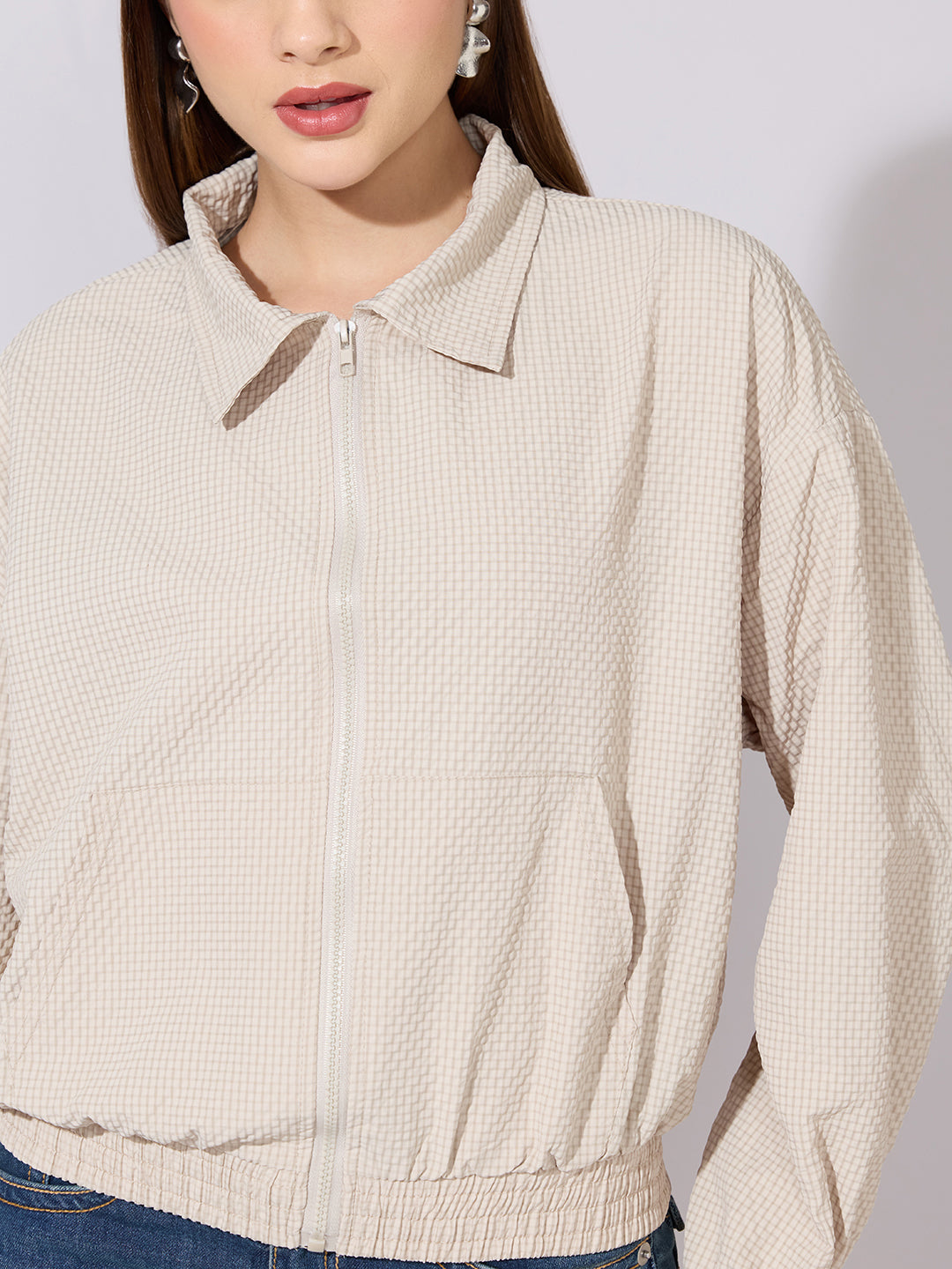 Women's Textured Beige Zip-Up Jacket with Shirt Collar