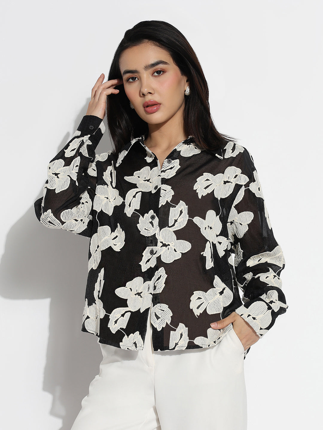 Women Relaxed Fit Black & White Floral Shirt