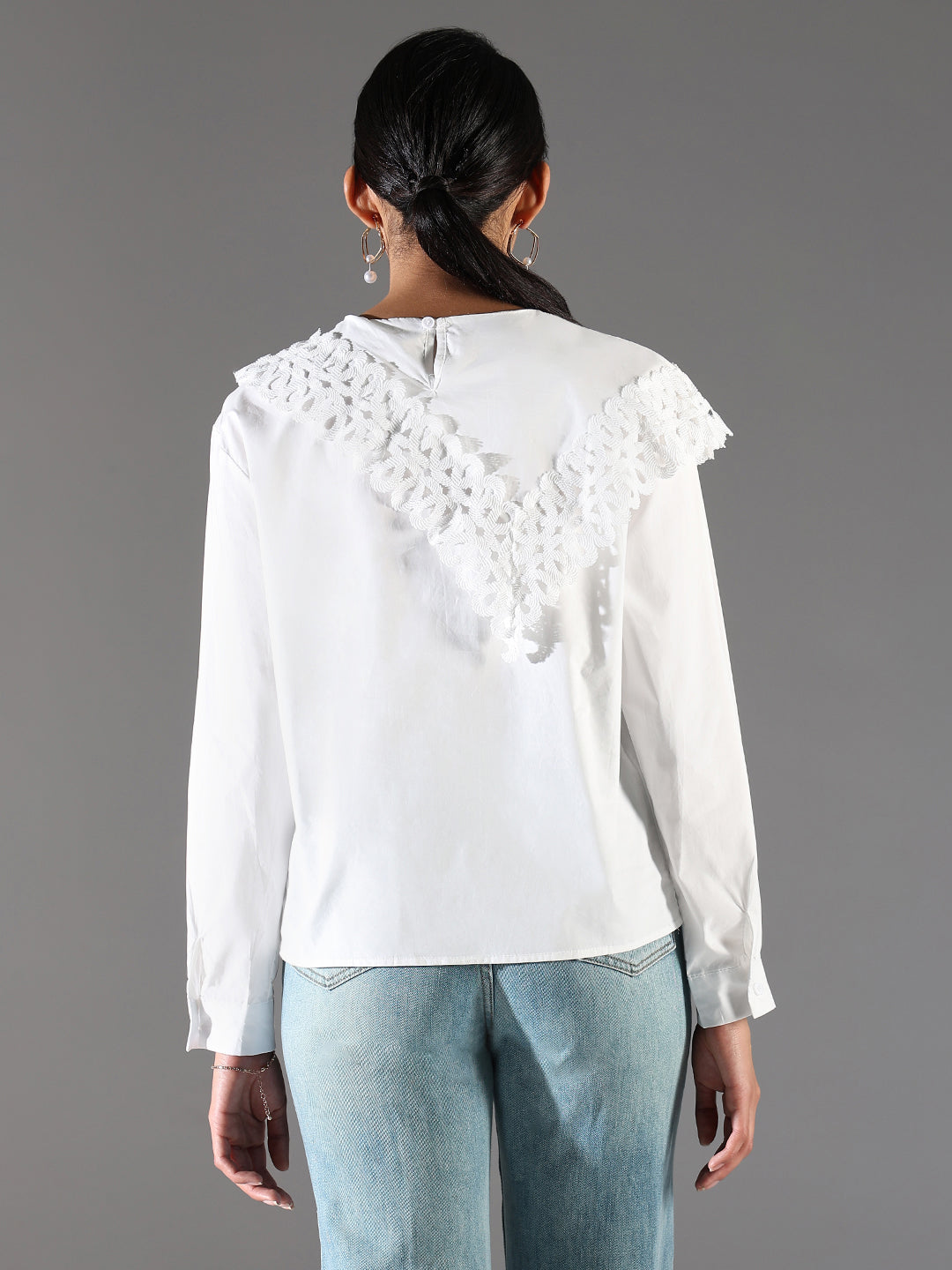 Women White Solid Top