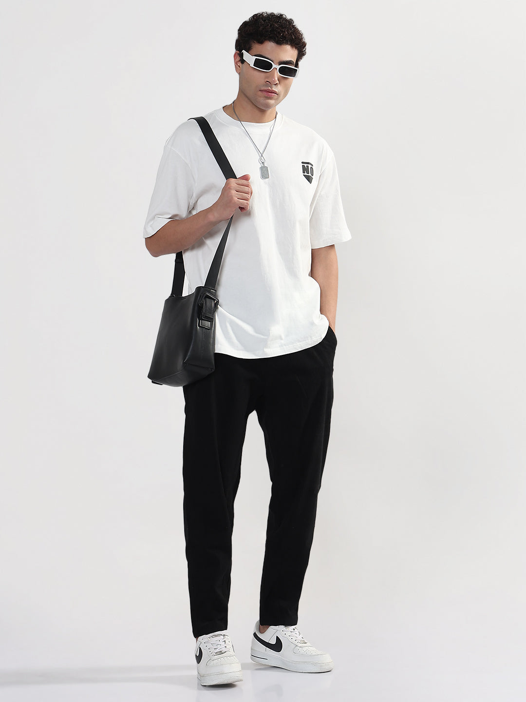 Men's Black Corduroy Relaxed Fit Trouser