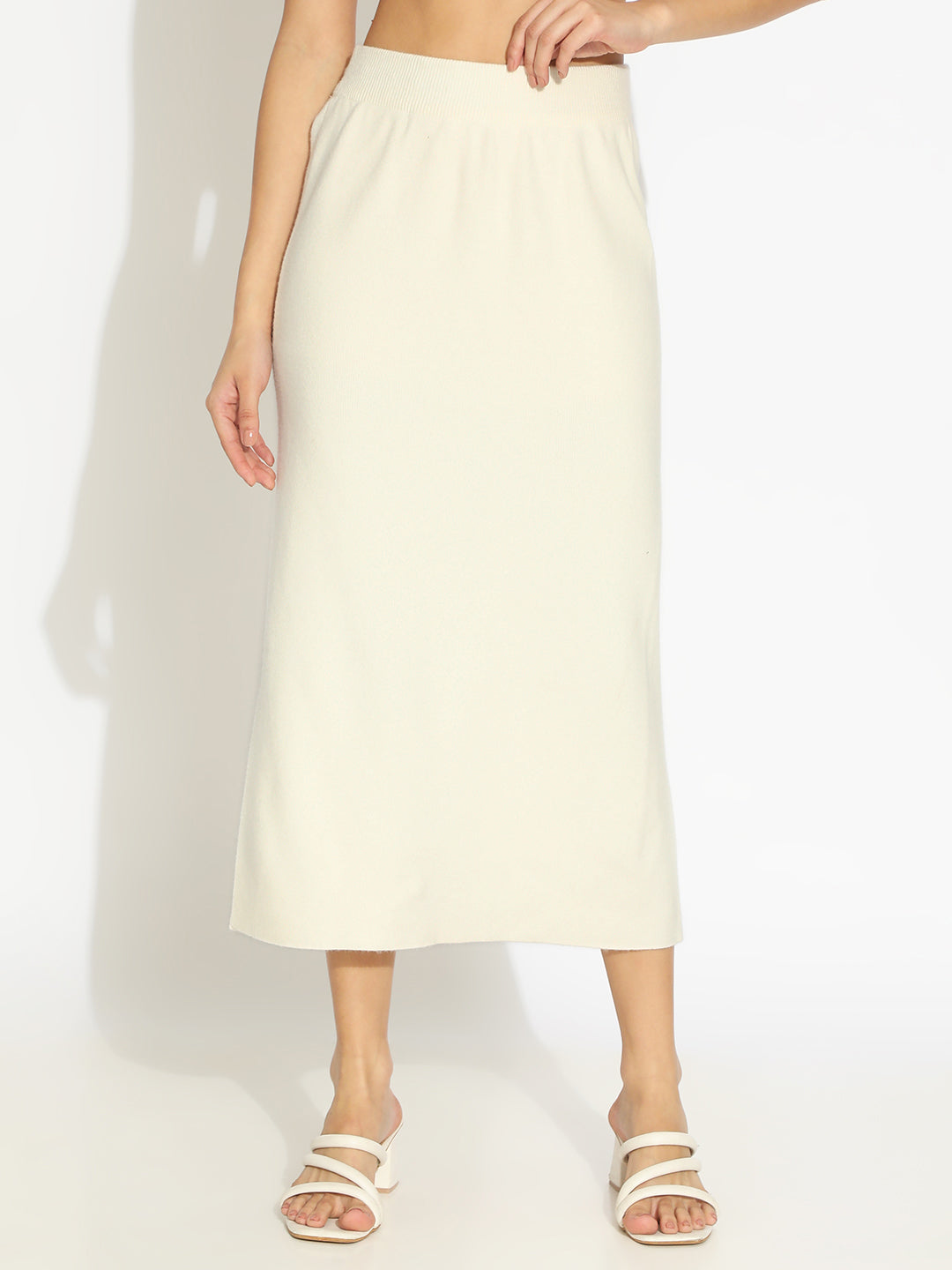 Women's Off White Straight Midi Skirt with Side Slit