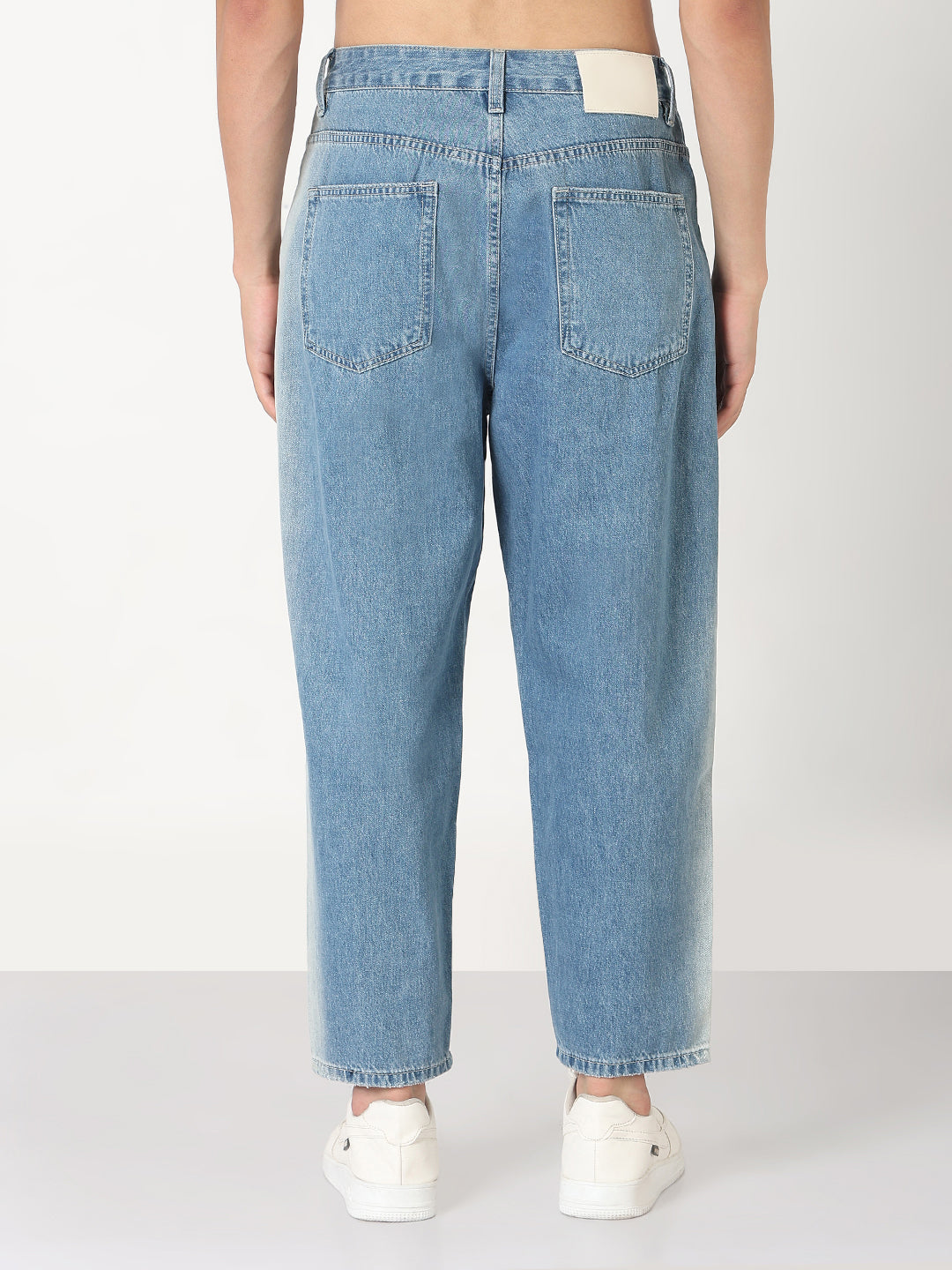 Men's Blue Washed Tapered Fit Distressed Jeans