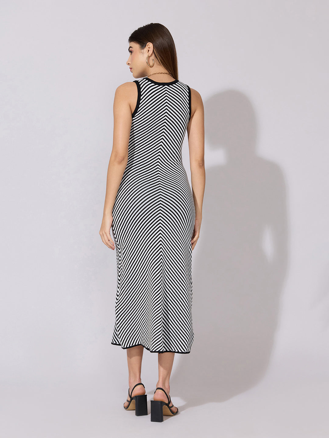 Women's Chevron Striped Black Midi Dress