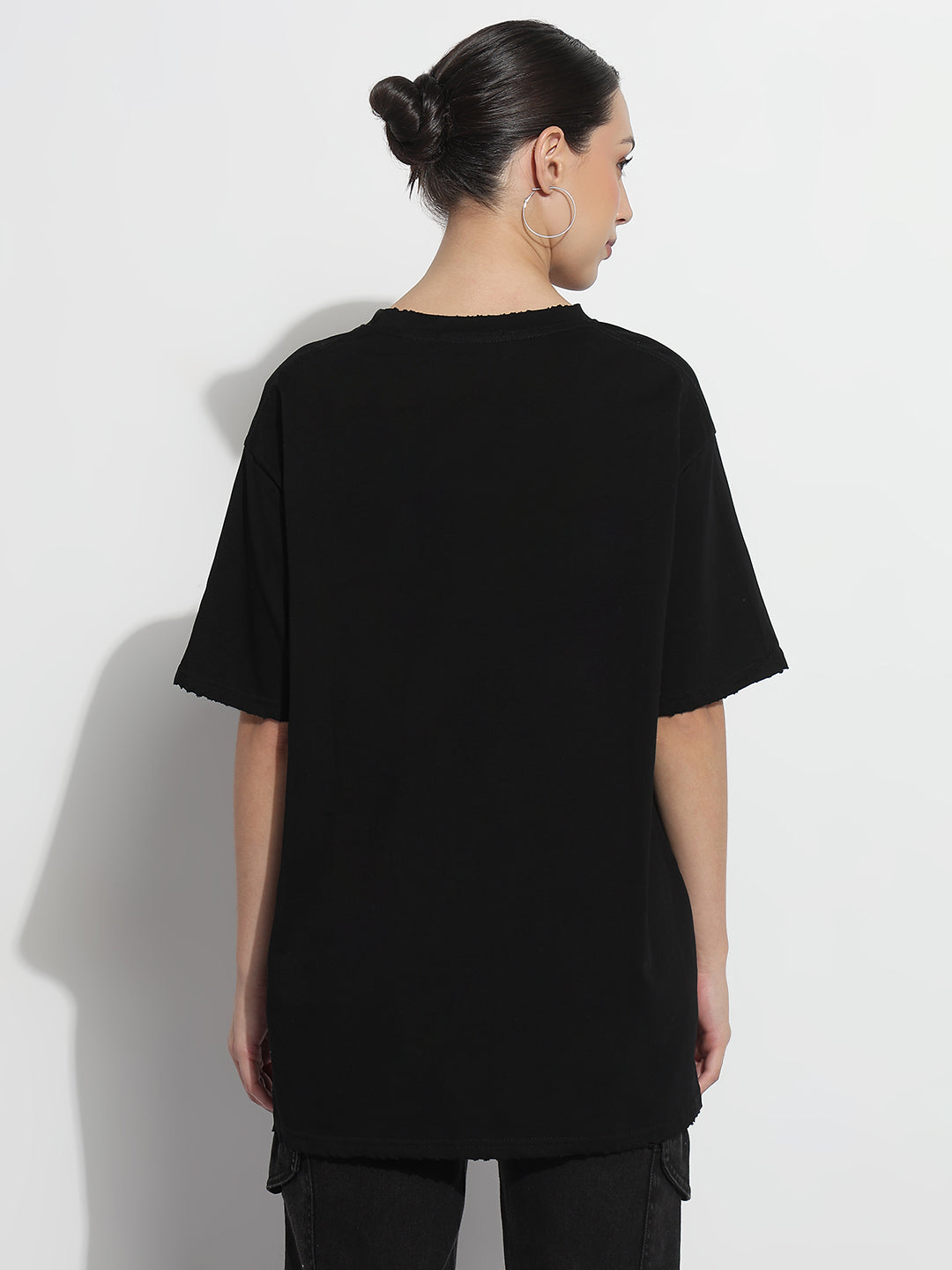 Women's Graphic Print Black Relaxed Fit T-Shirt