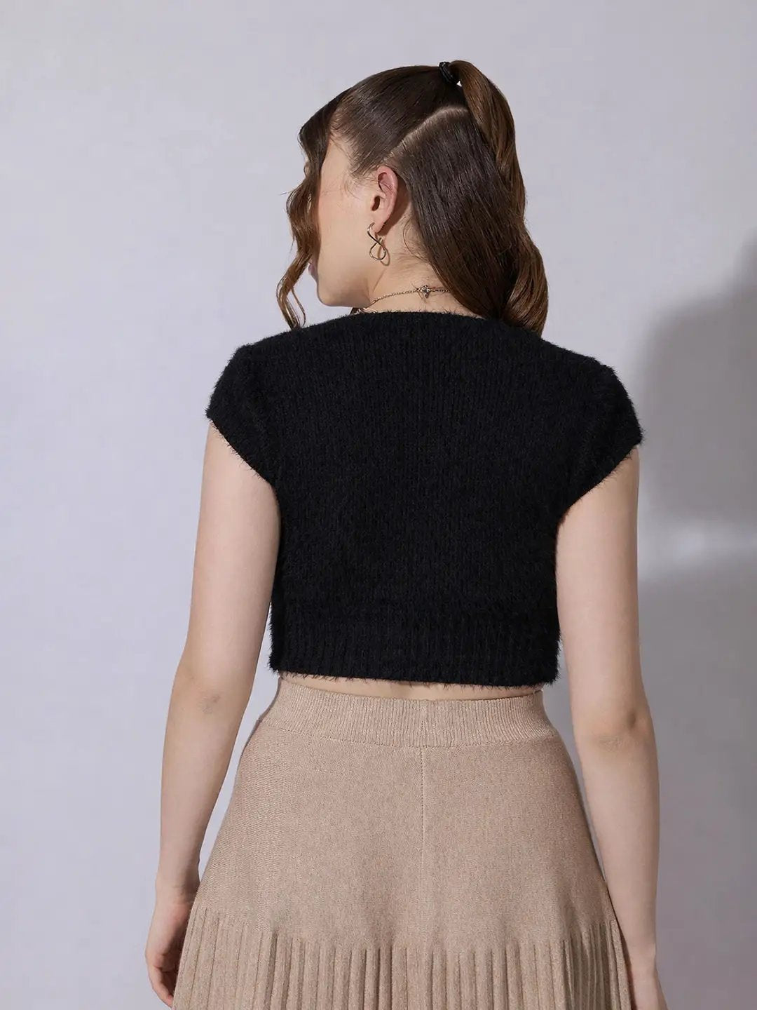 Women's Knitted Black Fuzzy Buttoned Crop Top - Uncategorized from SHOWOFFFF