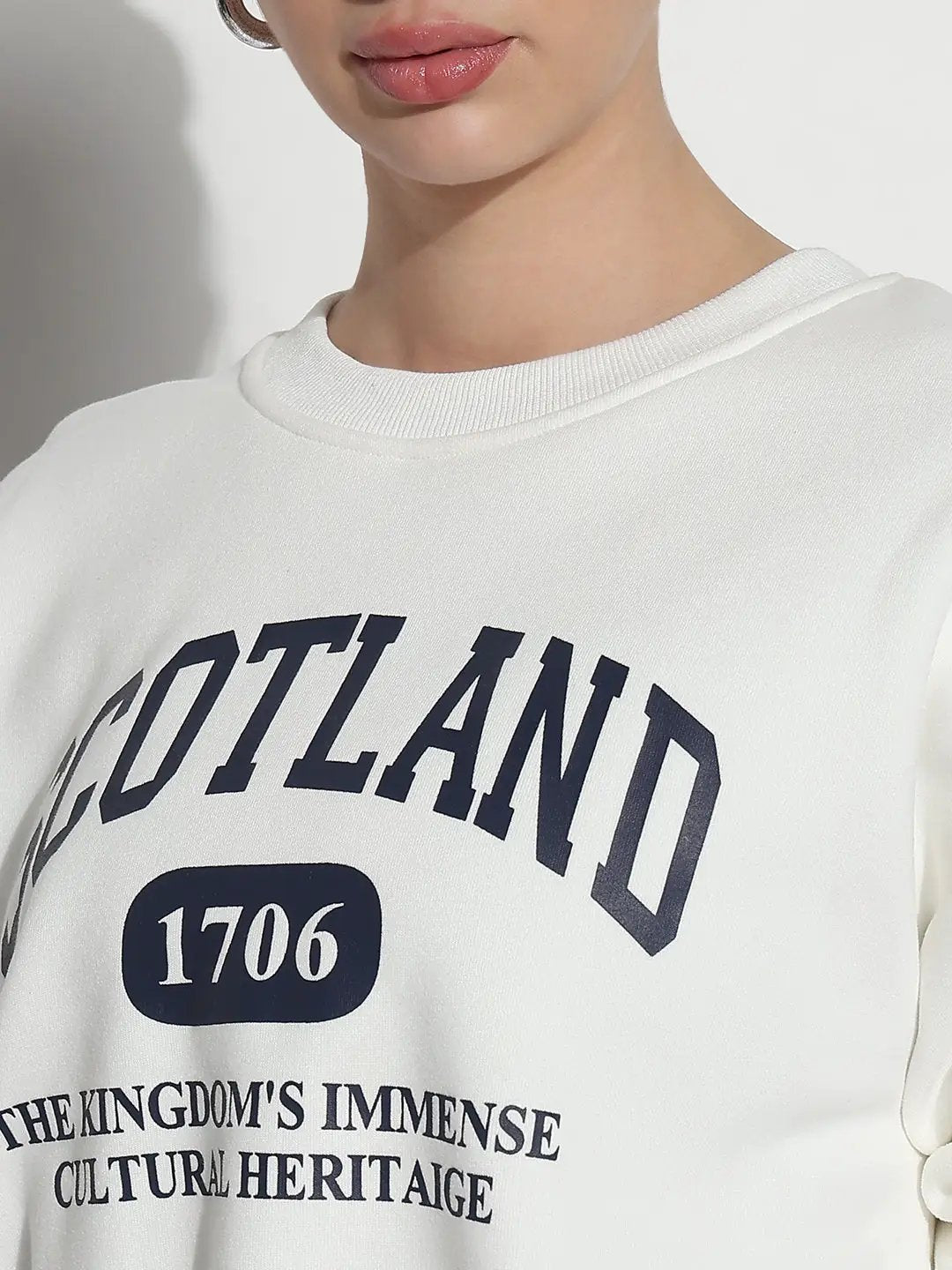 Women's Typography White Crew Neck Long Sleeves Crop Top - from SHOWOFFFF