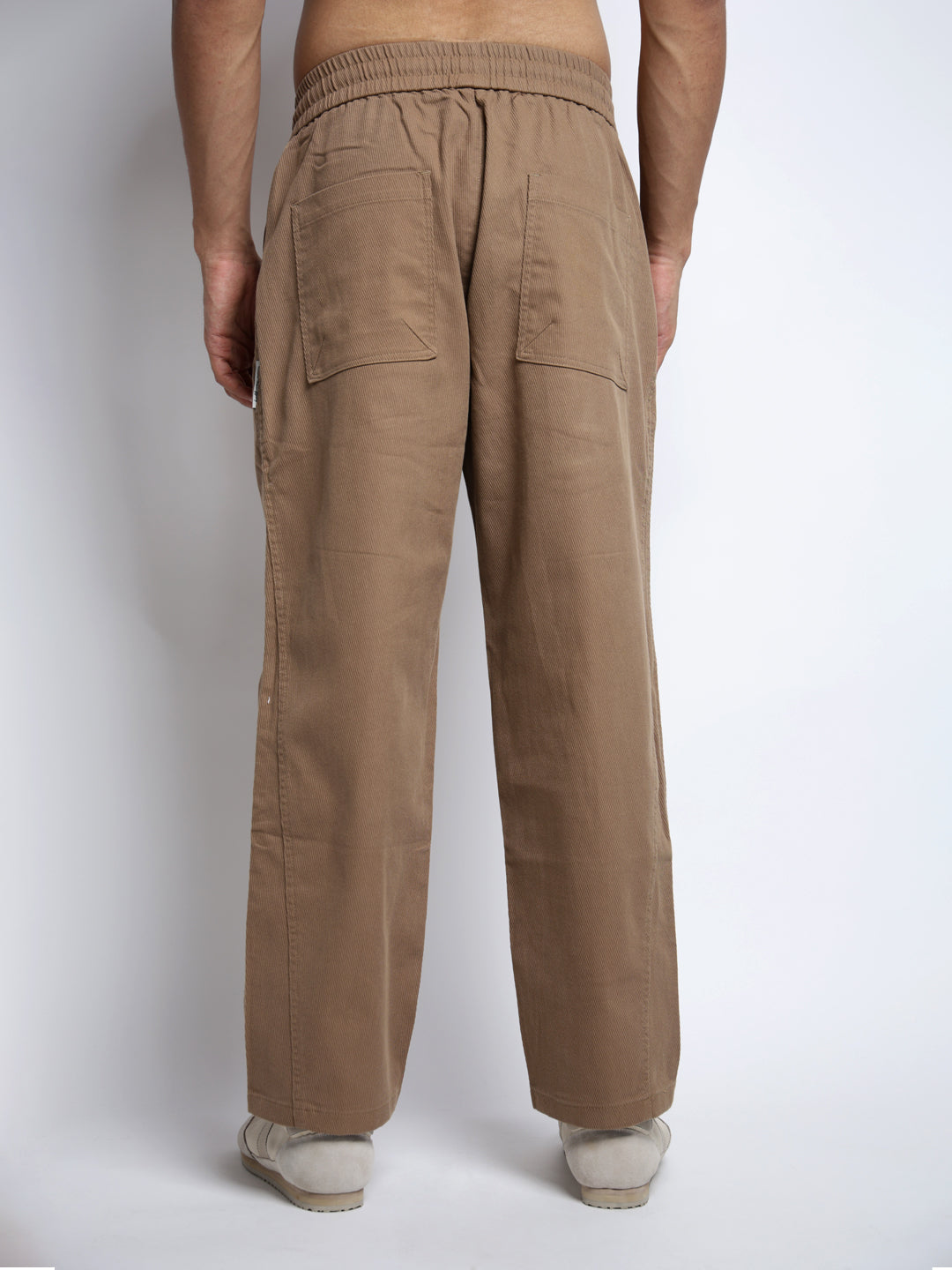 Men's Beige Relaxed Fit Trousers with Oversized Pockets