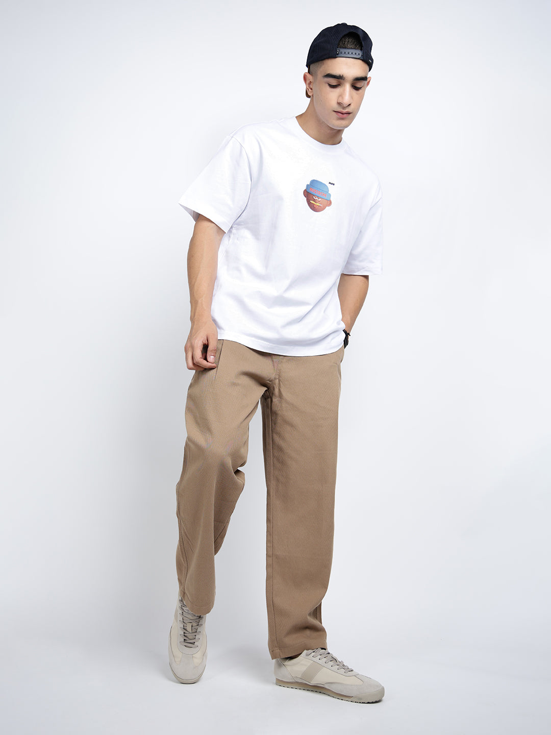 Men's Beige Relaxed Fit Trousers with Oversized Pockets