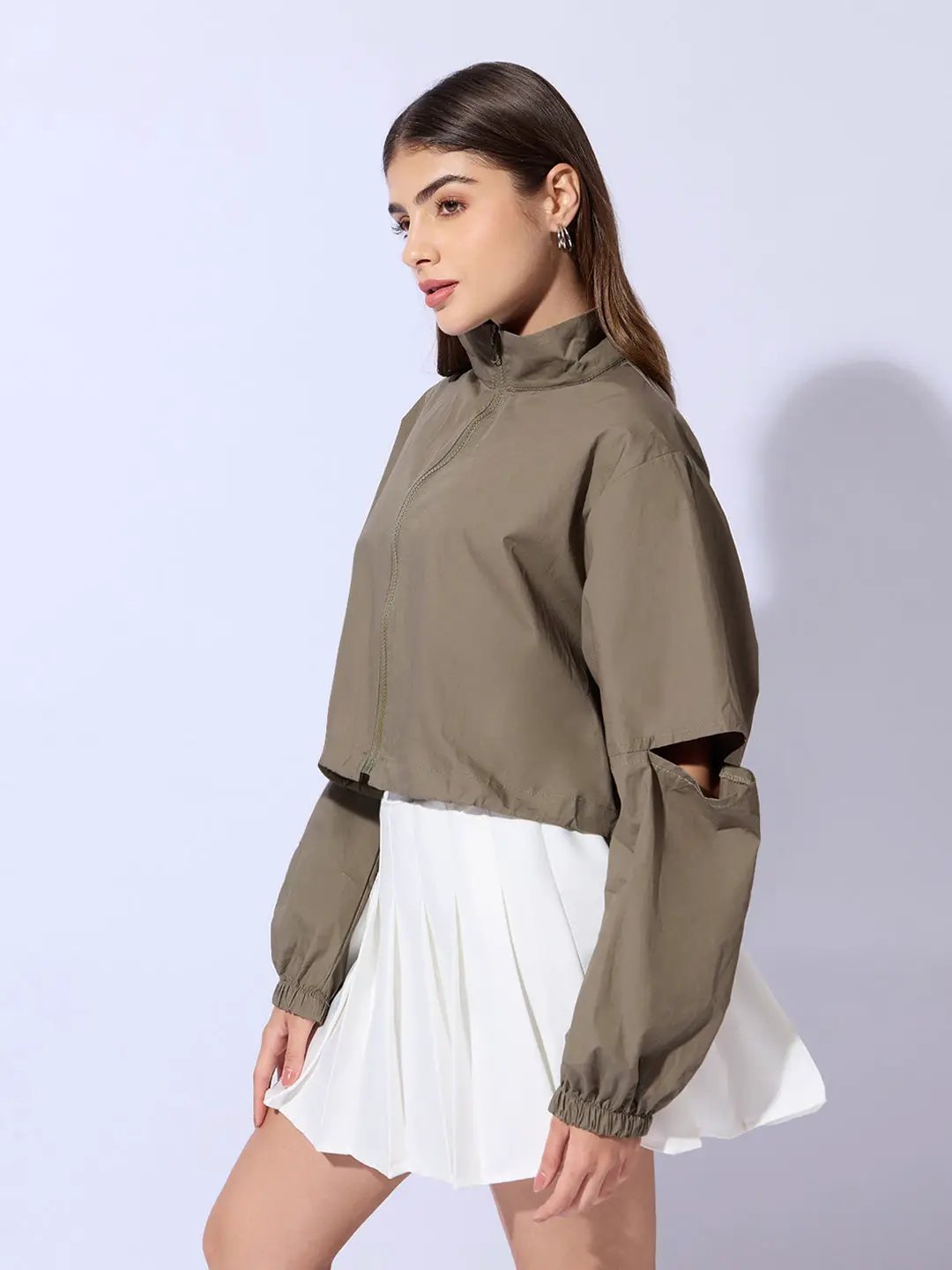 Women's Olive Shirt Collar Crop Tailored Jacket with Slit Sleeve Details - Uncategorized from SHOWOFFFF