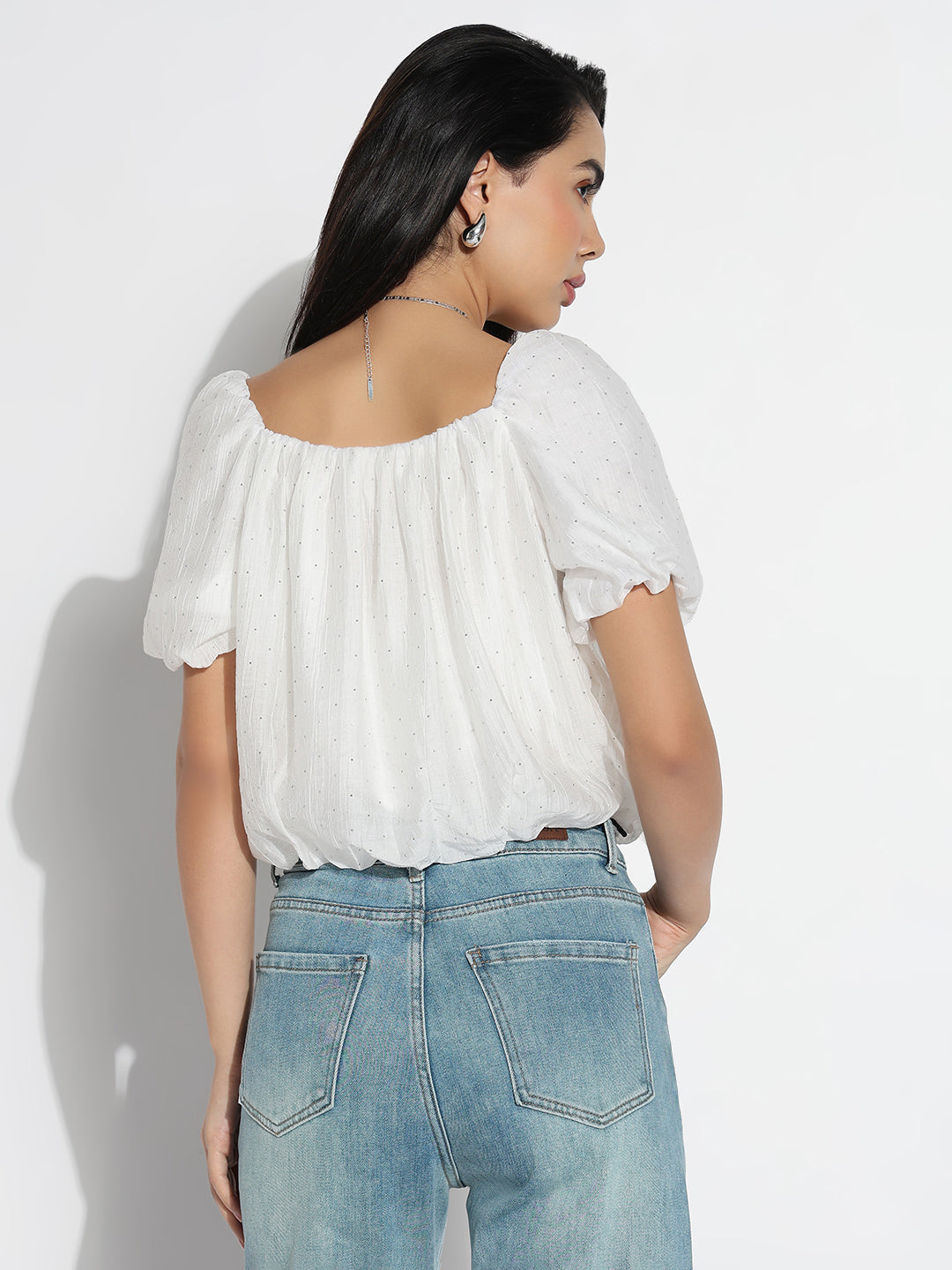 Women Square Neck White Solid Blouson Crop Top