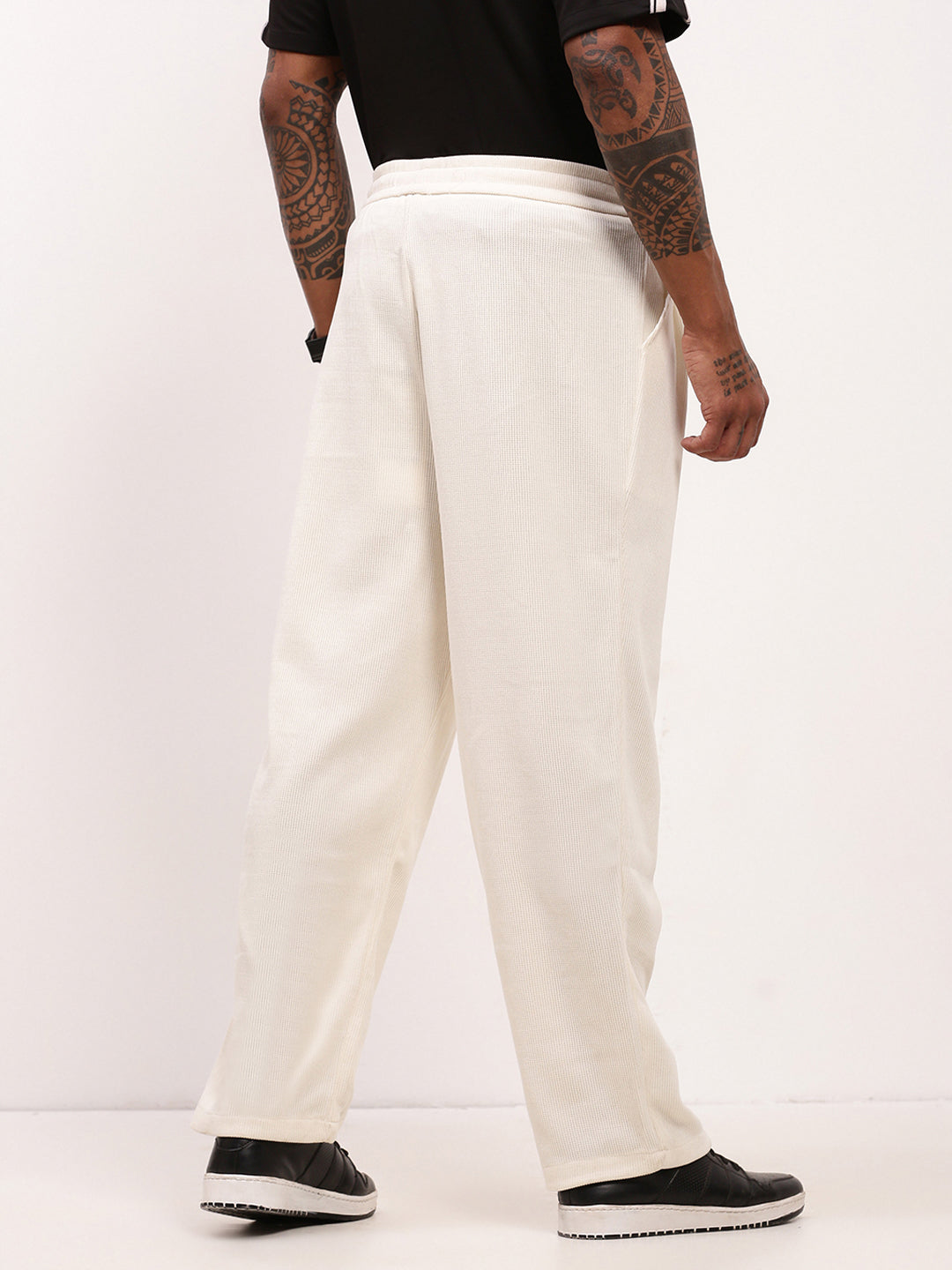 Men Cream Solid Straight Fit Trousers