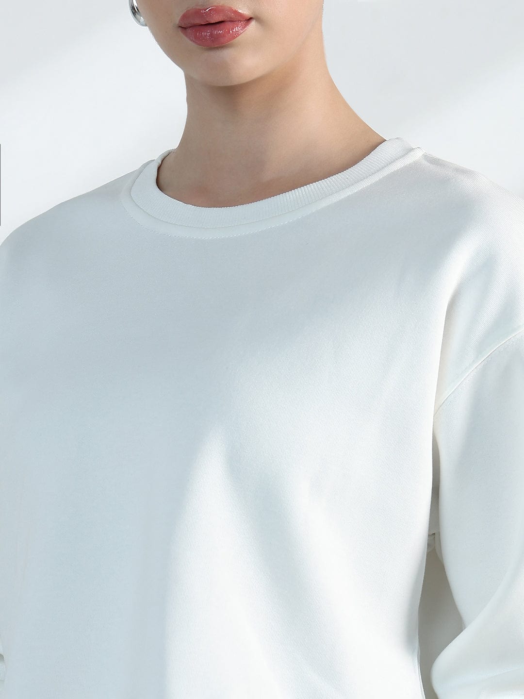 Women's White Oversized Round Neck Sweatshirt