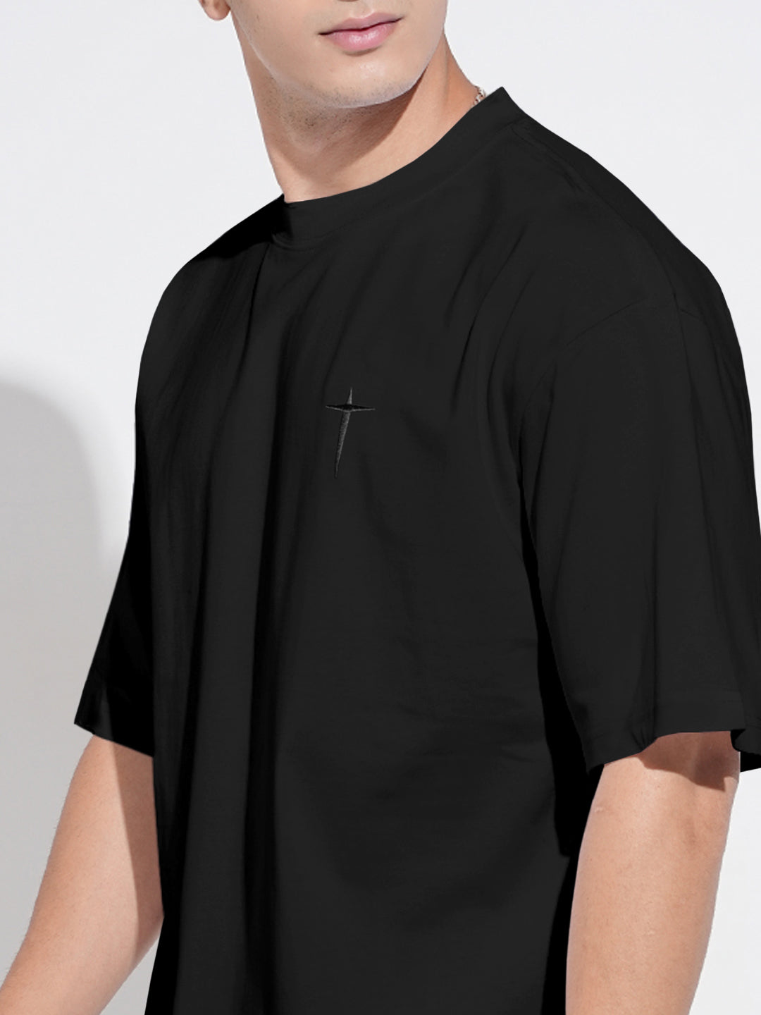Men's Embroidered Black Round Neck Oversized T-Shirt