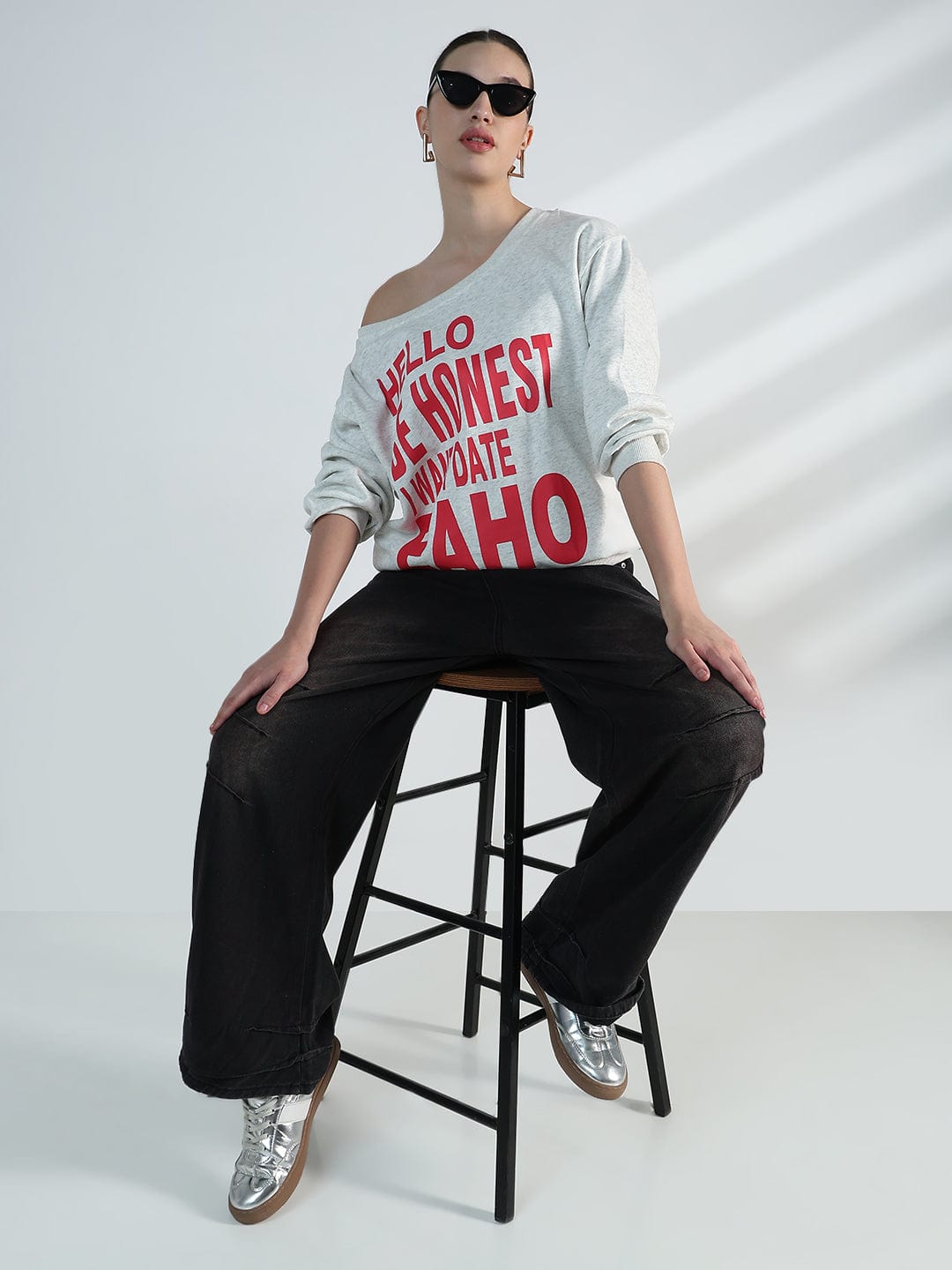 Women's Typography Grey Scoop Neck Oversized Sweatshirt