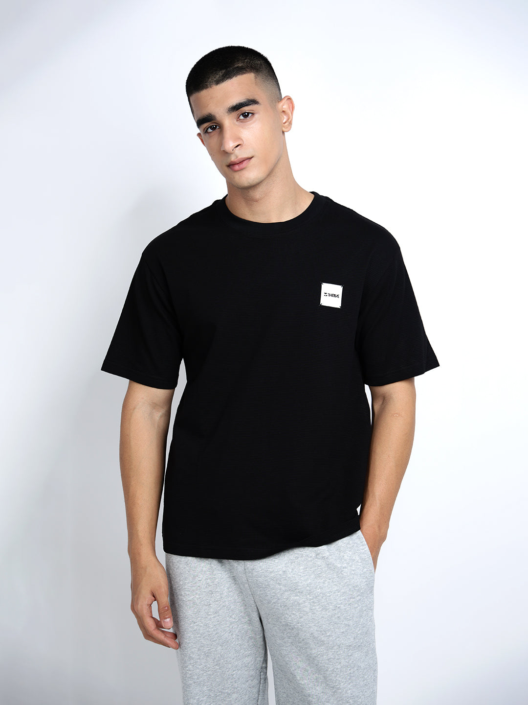 Men's Black Short Sleeves Round Neck Oversized T-Shirt