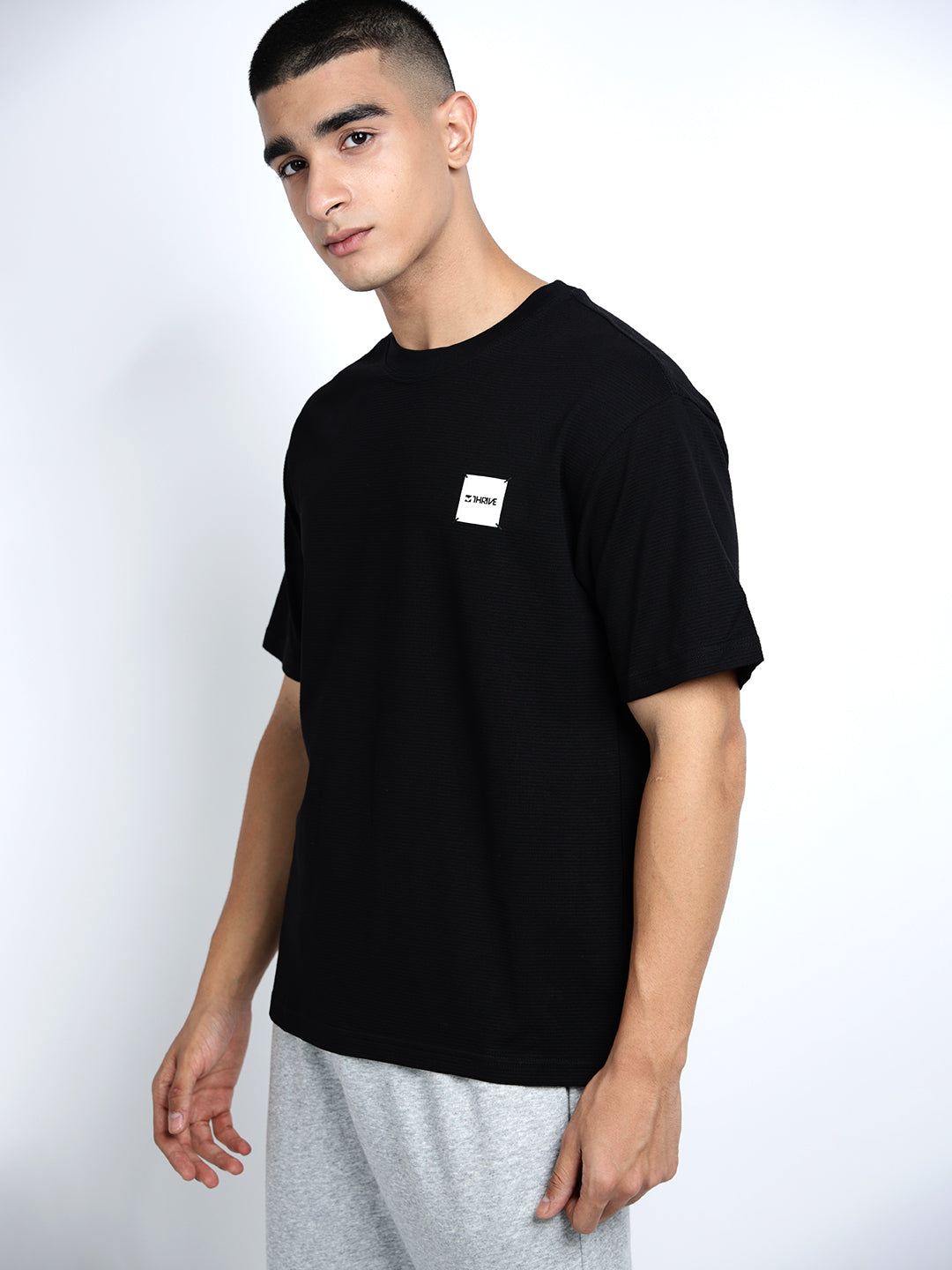 Men's Black Short Sleeves Round Neck Oversized T-Shirt